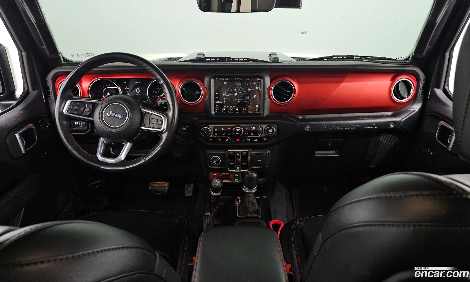 Jeep Wrangler 2021 — 14