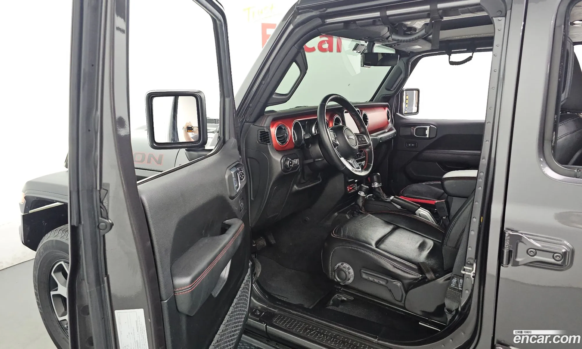 Jeep Wrangler 2021 — 3