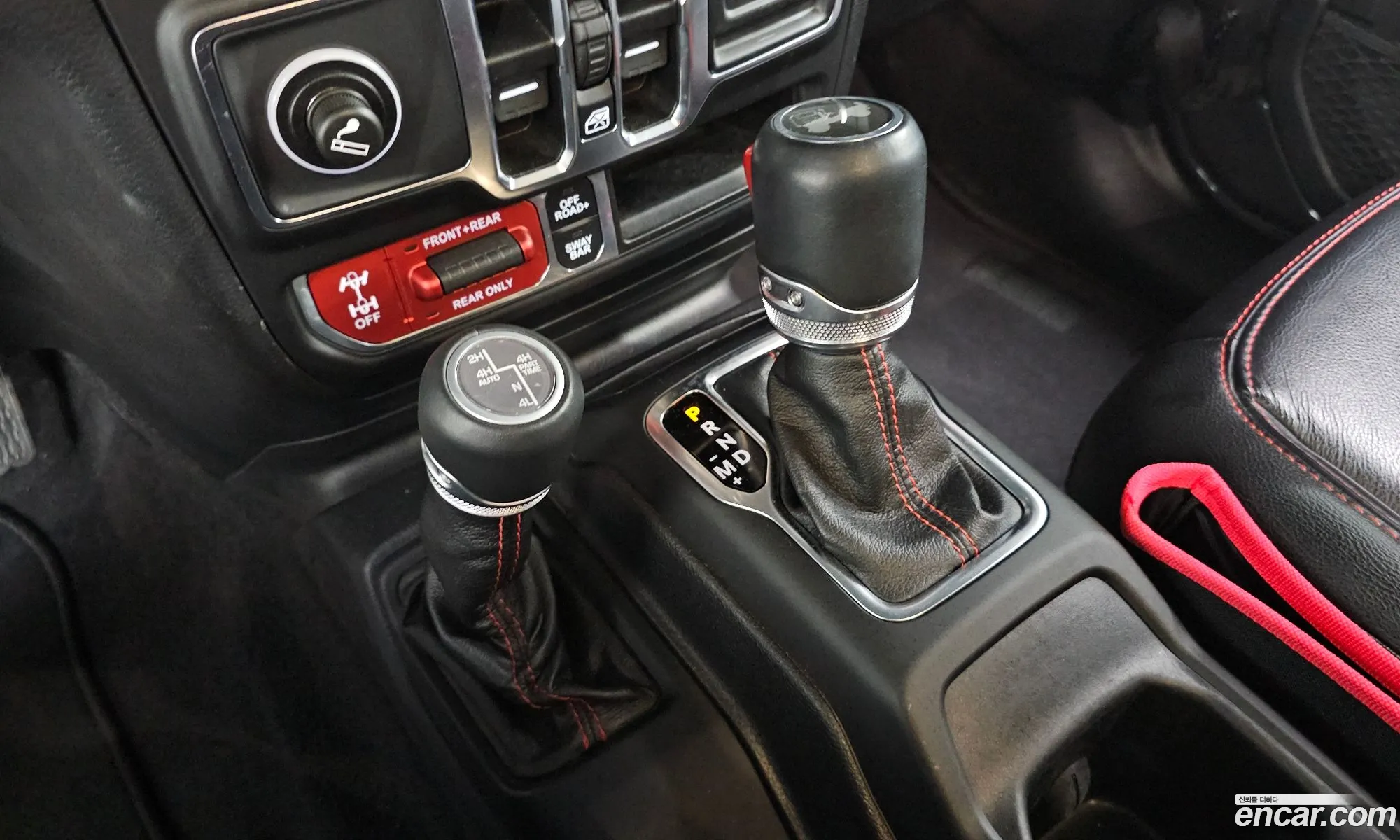 Jeep Wrangler 2021 — 4