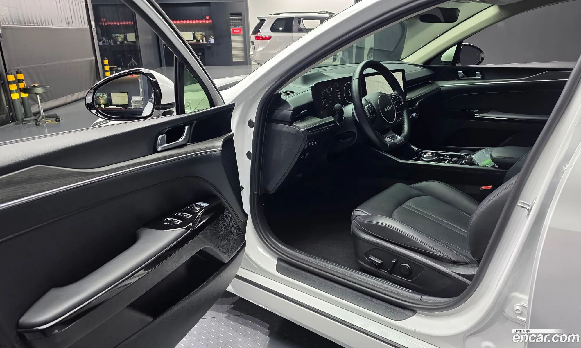 Kia K5 2024 — 30