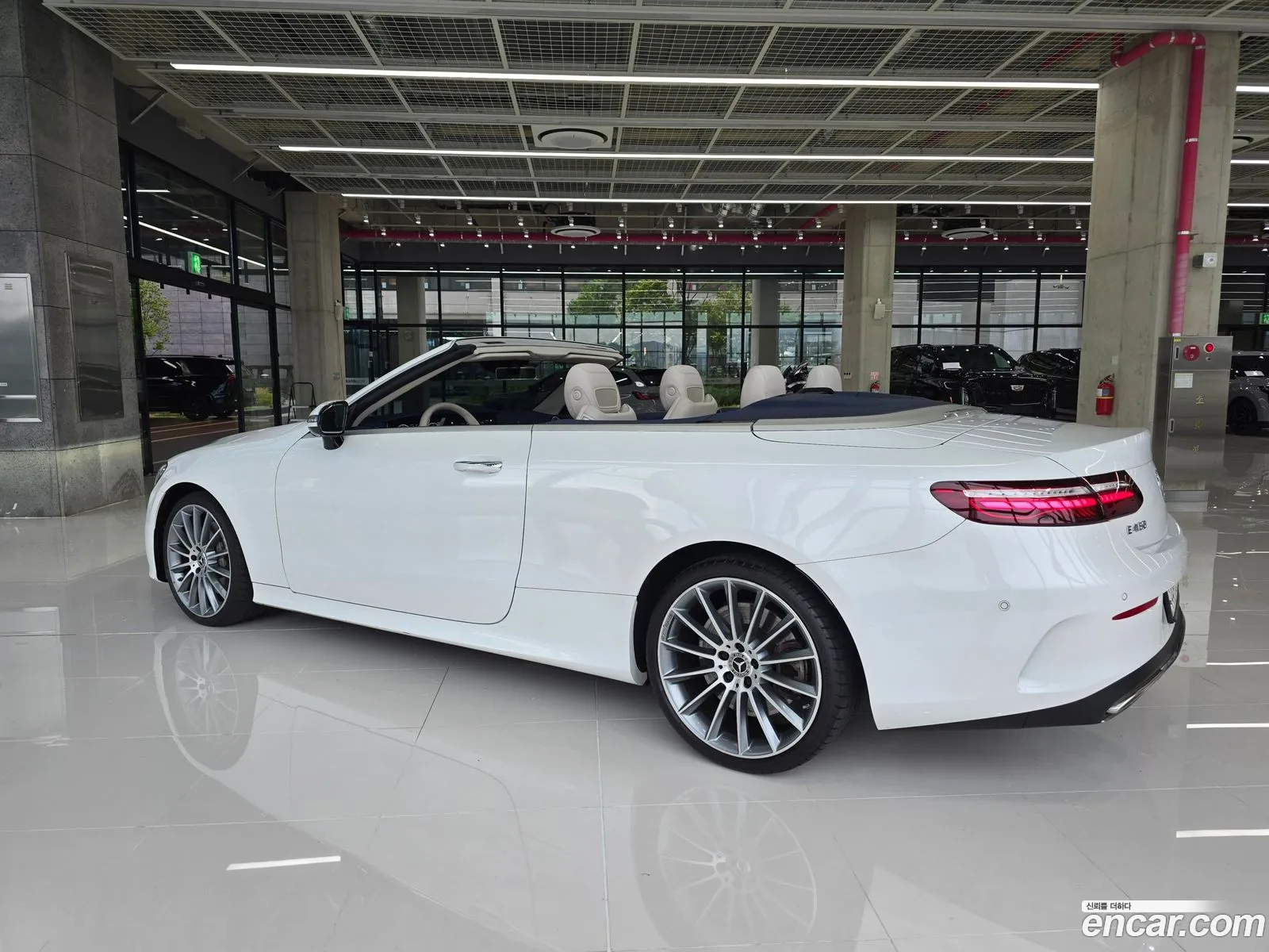 Mercedes-Benz E-Class W213 2022 — 13