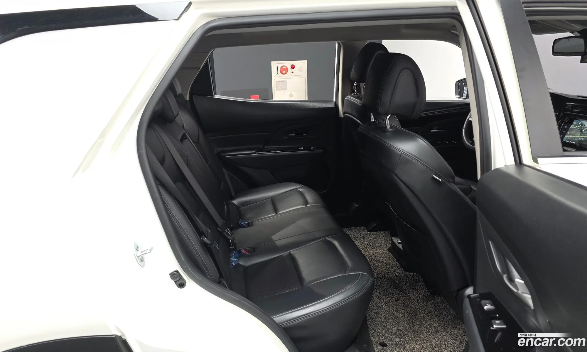 KG Mobility (SsangYong) Beautiful Korando 2021 — 15