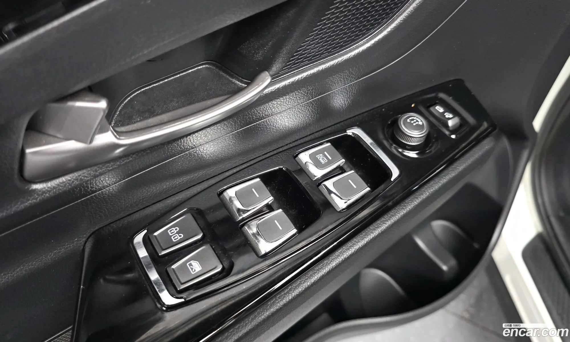 KG Mobility (SsangYong) Beautiful Korando 2021 — 30