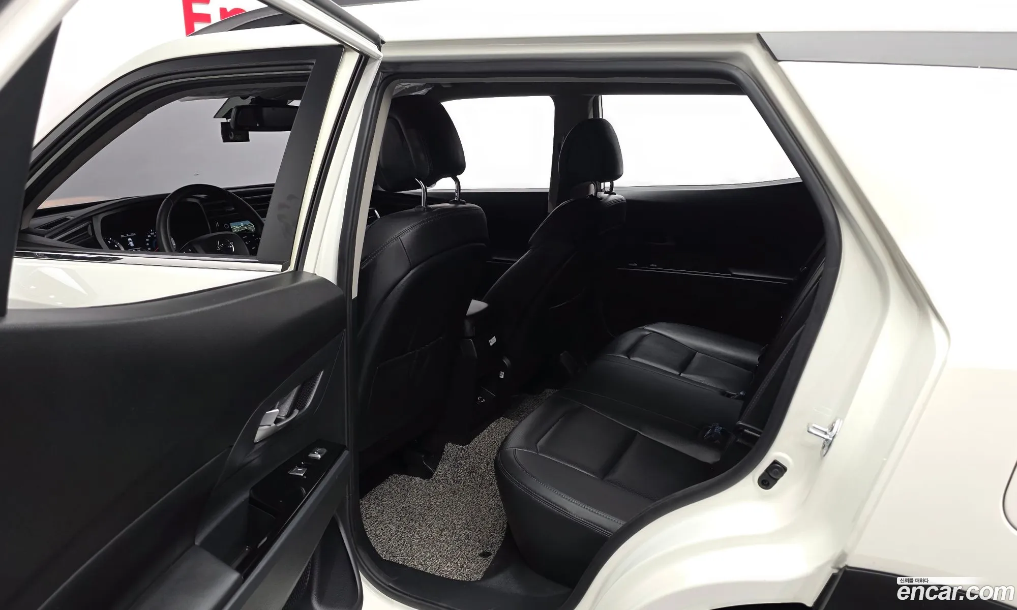 KG Mobility (SsangYong) Beautiful Korando 2021 — 20
