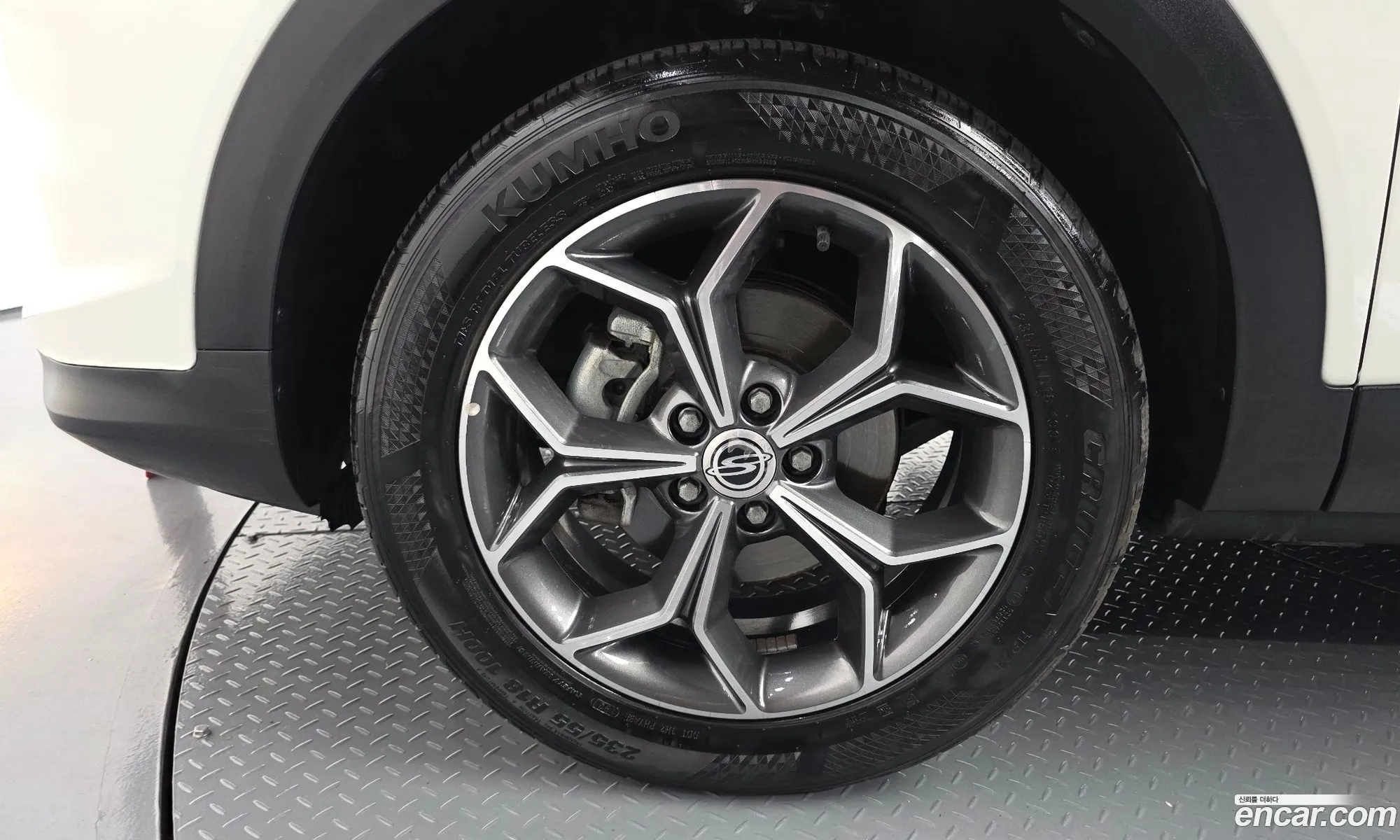 KG Mobility (SsangYong) Beautiful Korando 2021 — 17