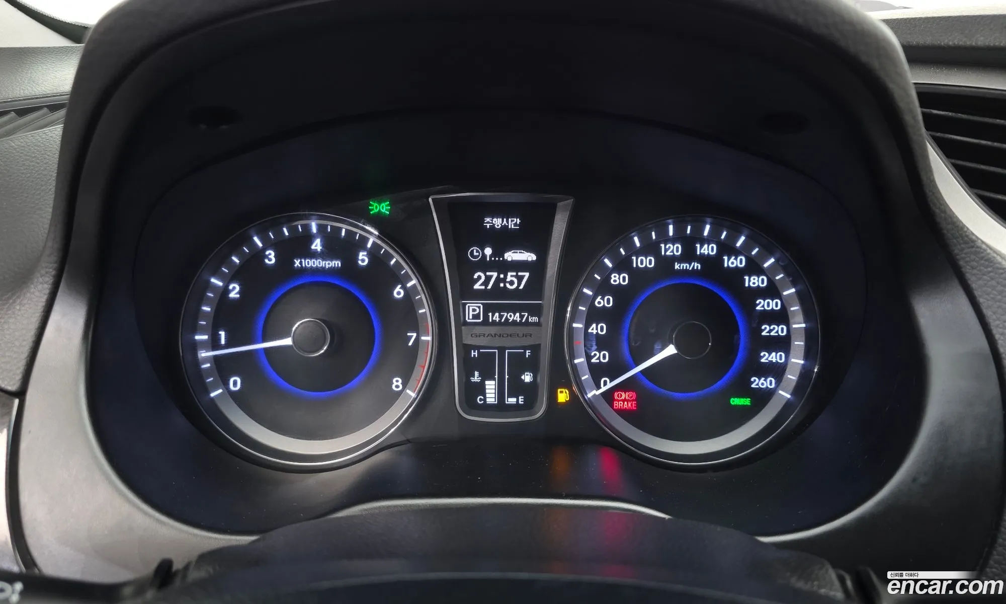Hyundai Grandeur HG 2013 — 12