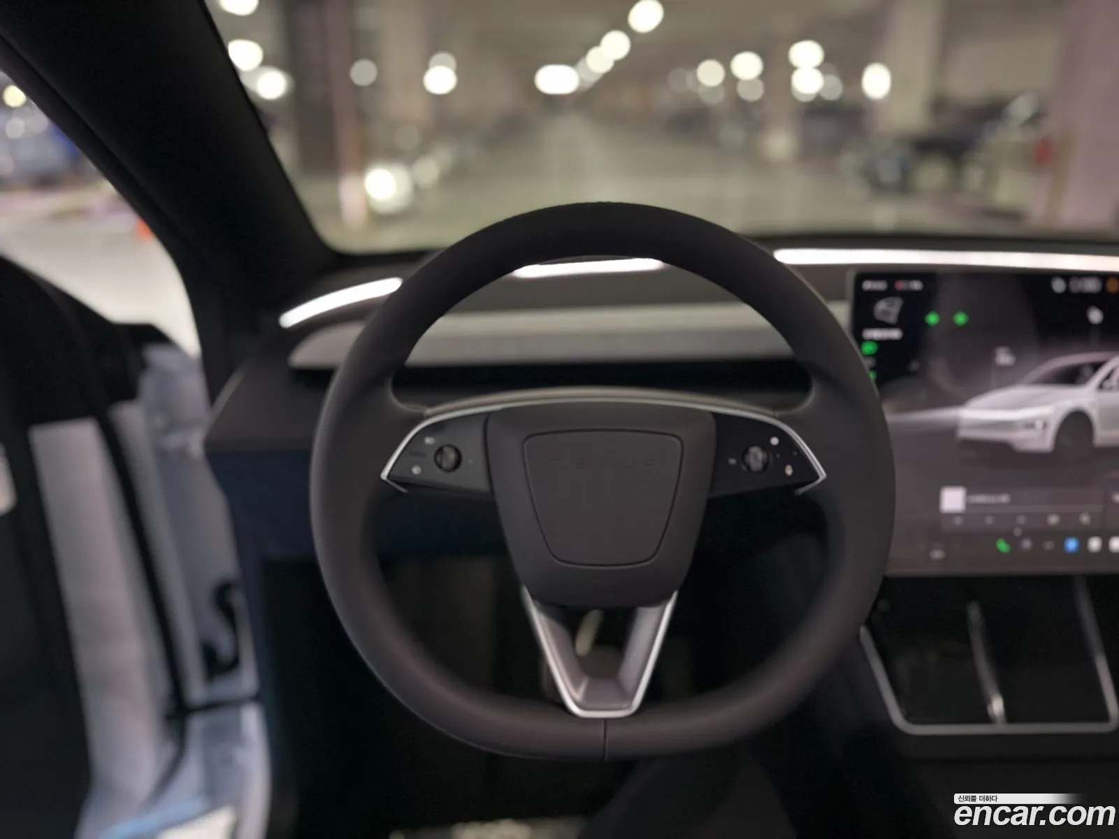 Tesla Model Y 2026 — 4