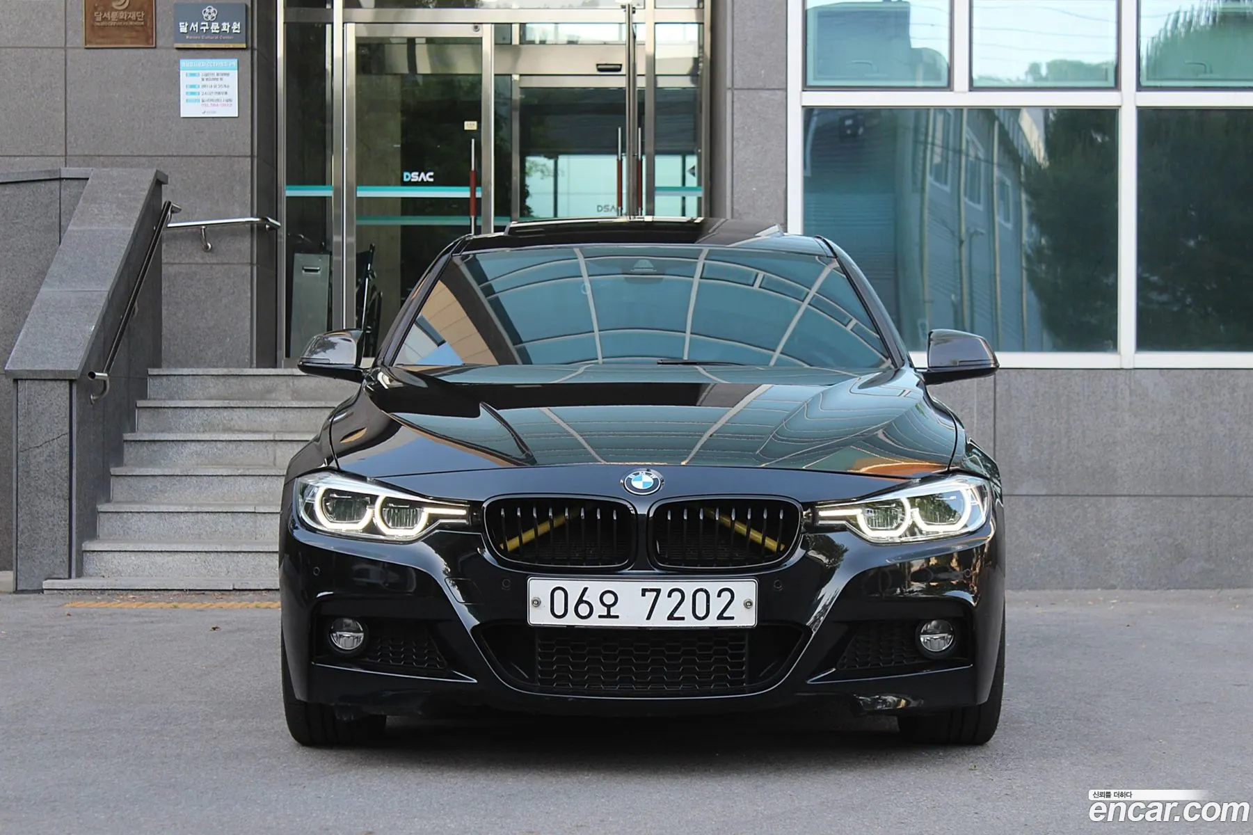 BMW 3 Series 2017 — 16