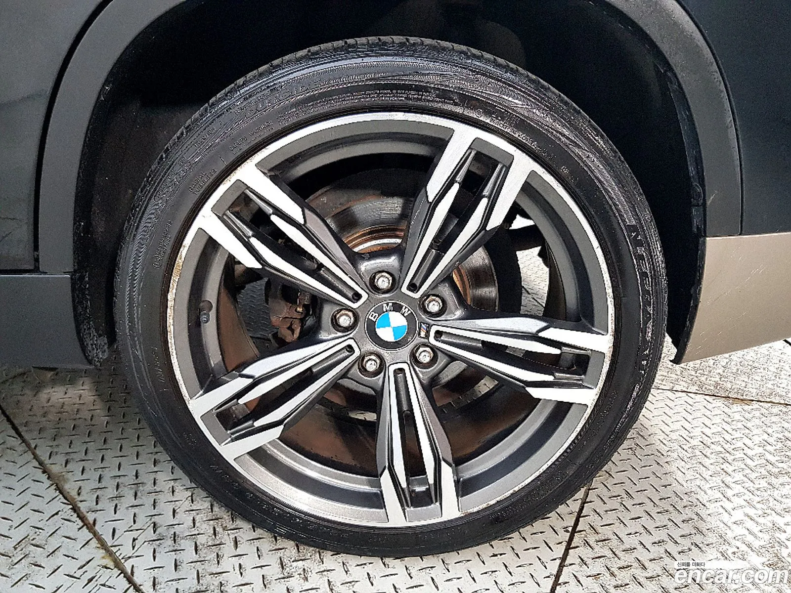 BMW X1 2012 — 17