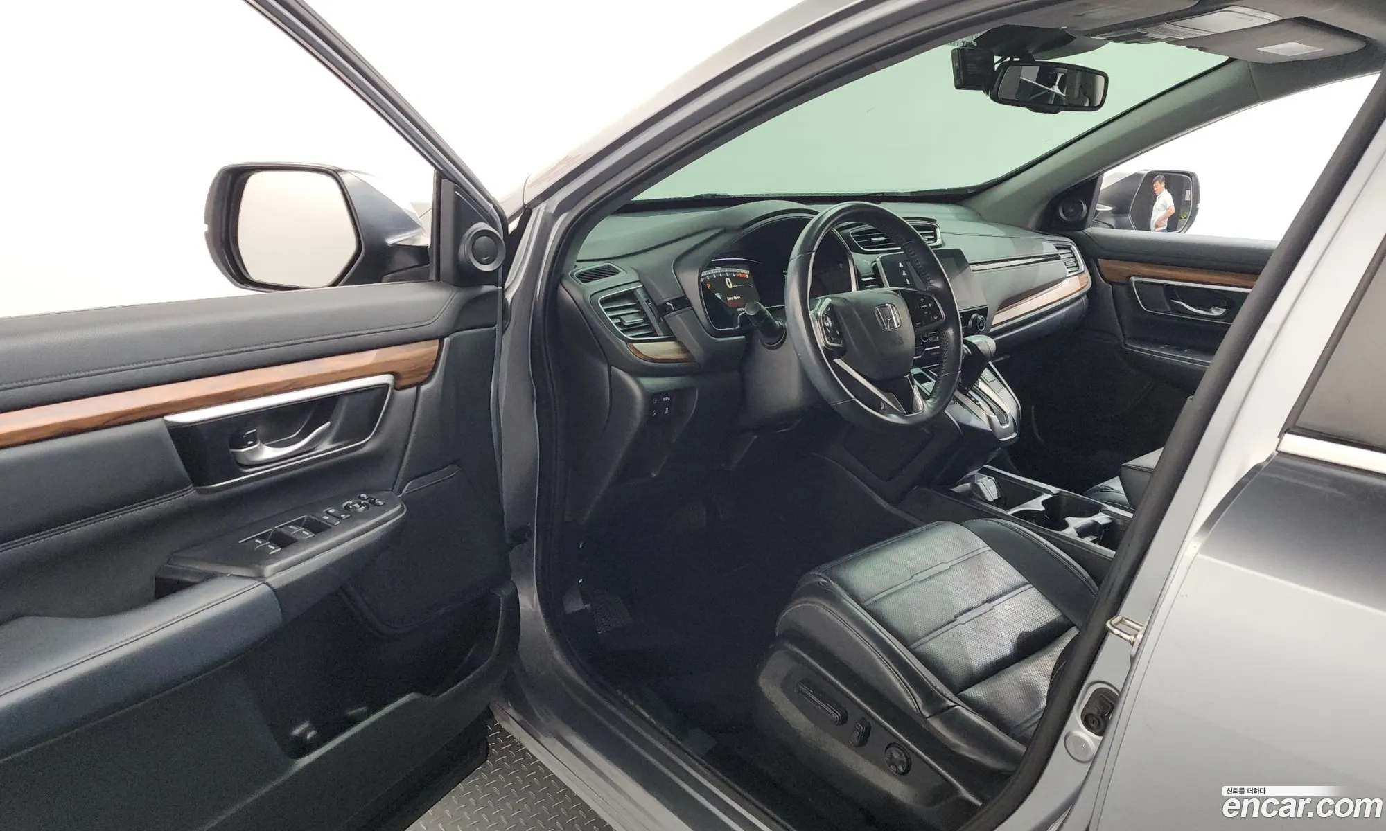 Honda CR-V 2019 5J6RW2870KL520692 — 13