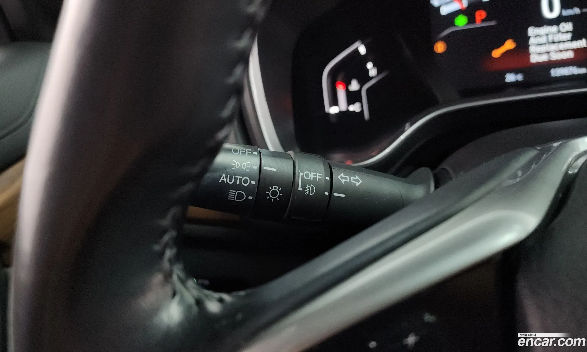 Honda CR-V 2019 5J6RW2870KL520692 — 28