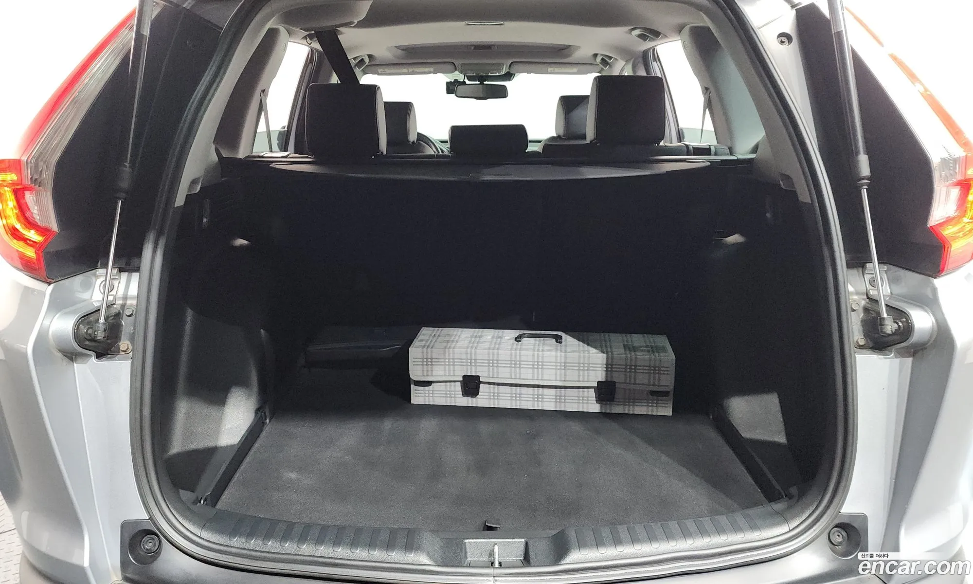 Honda CR-V 2019 5J6RW2870KL520692 — 14