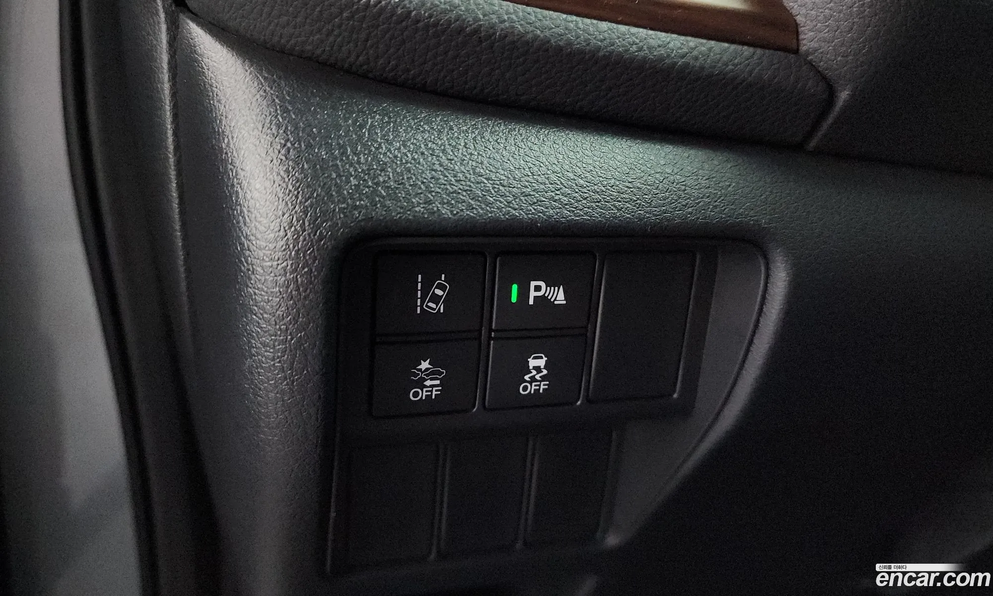 Honda CR-V 2019 5J6RW2870KL520692 — 27