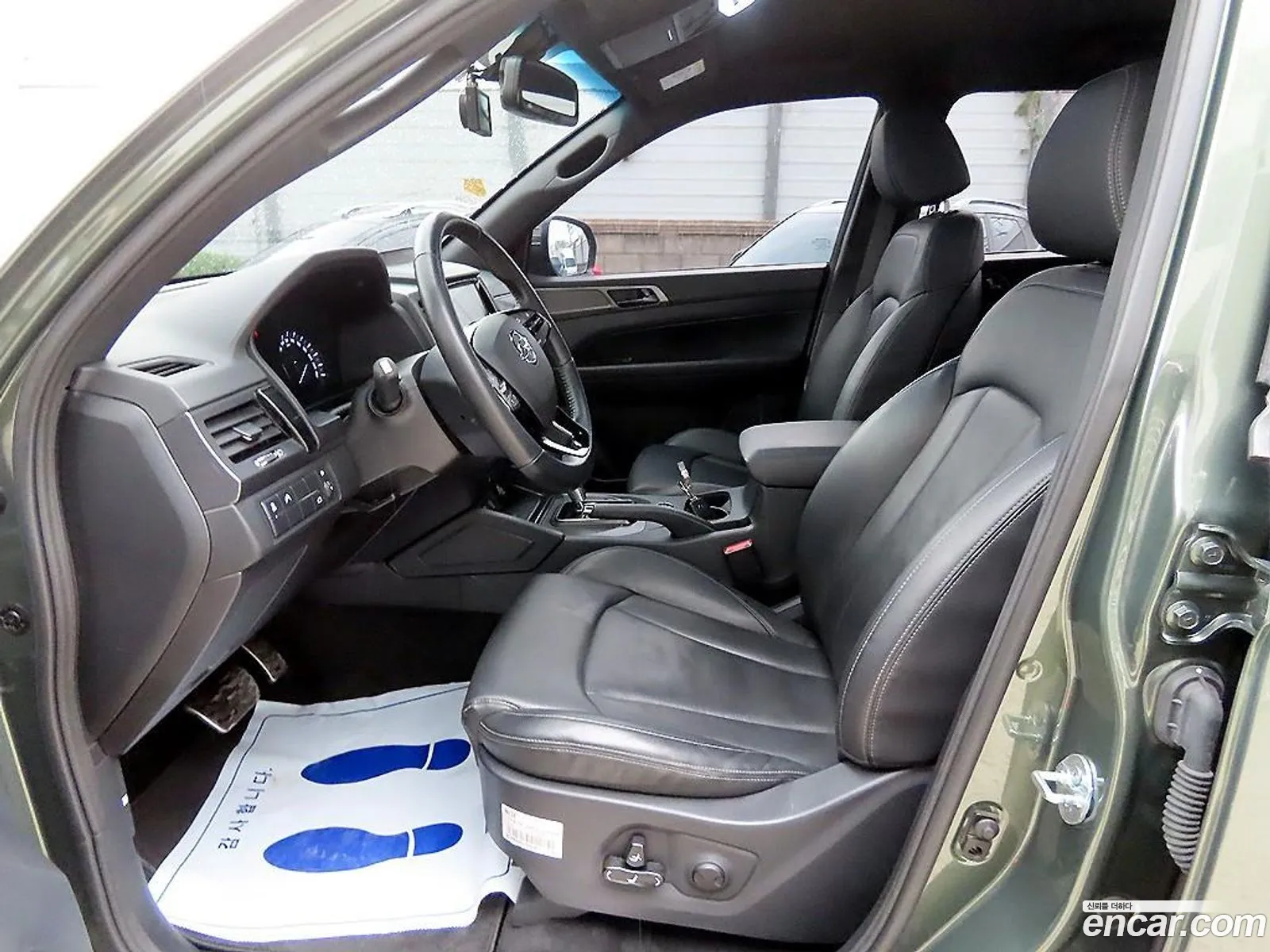 KG Mobility (SsangYong) Rexton Sports Khan 2021 — 18