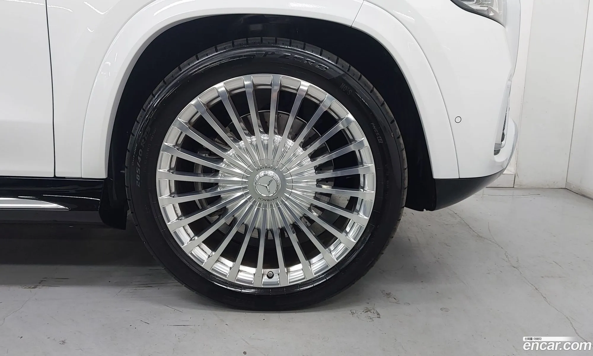 Mercedes-Benz GLS-Class X167 2025 — 15