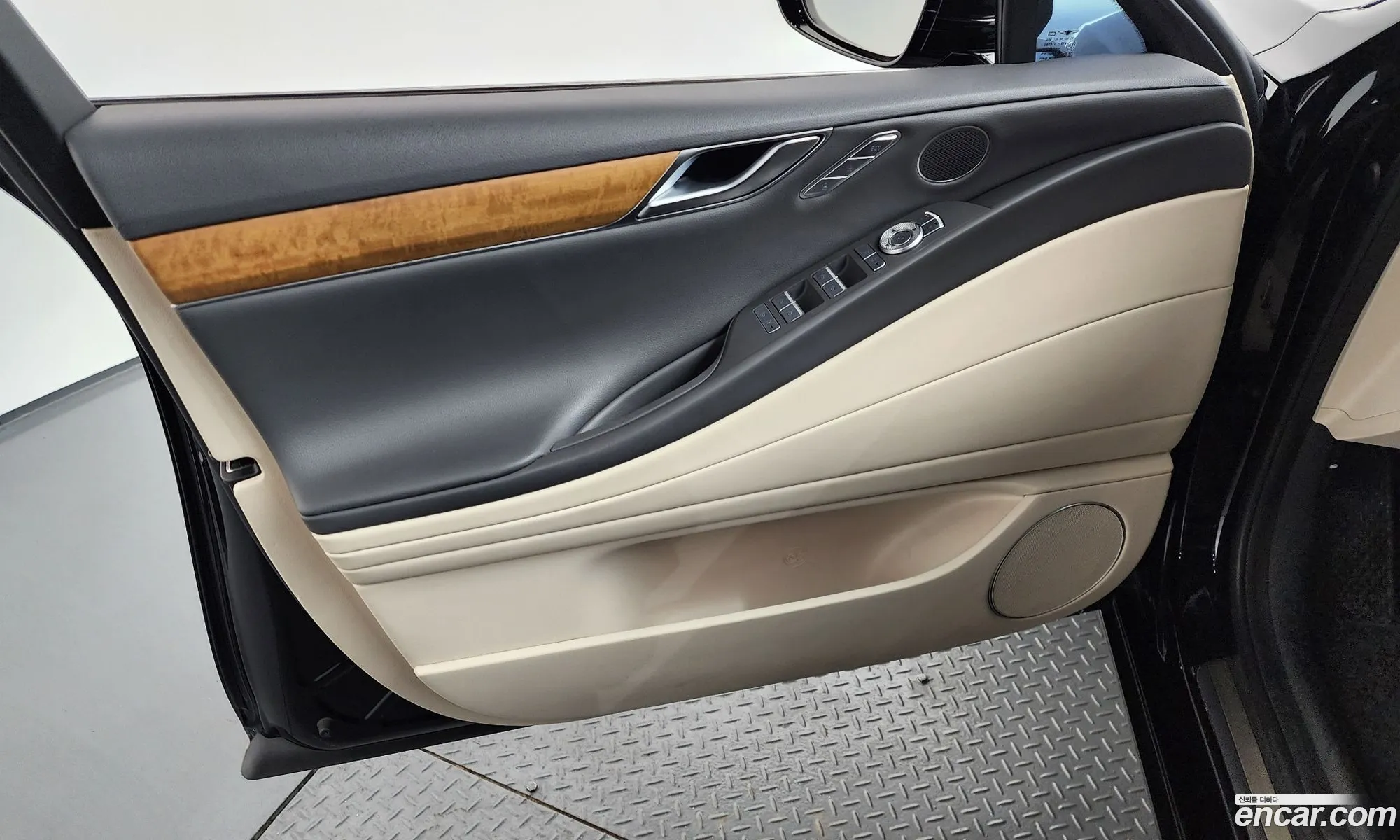 Genesis G80 2020 — 33