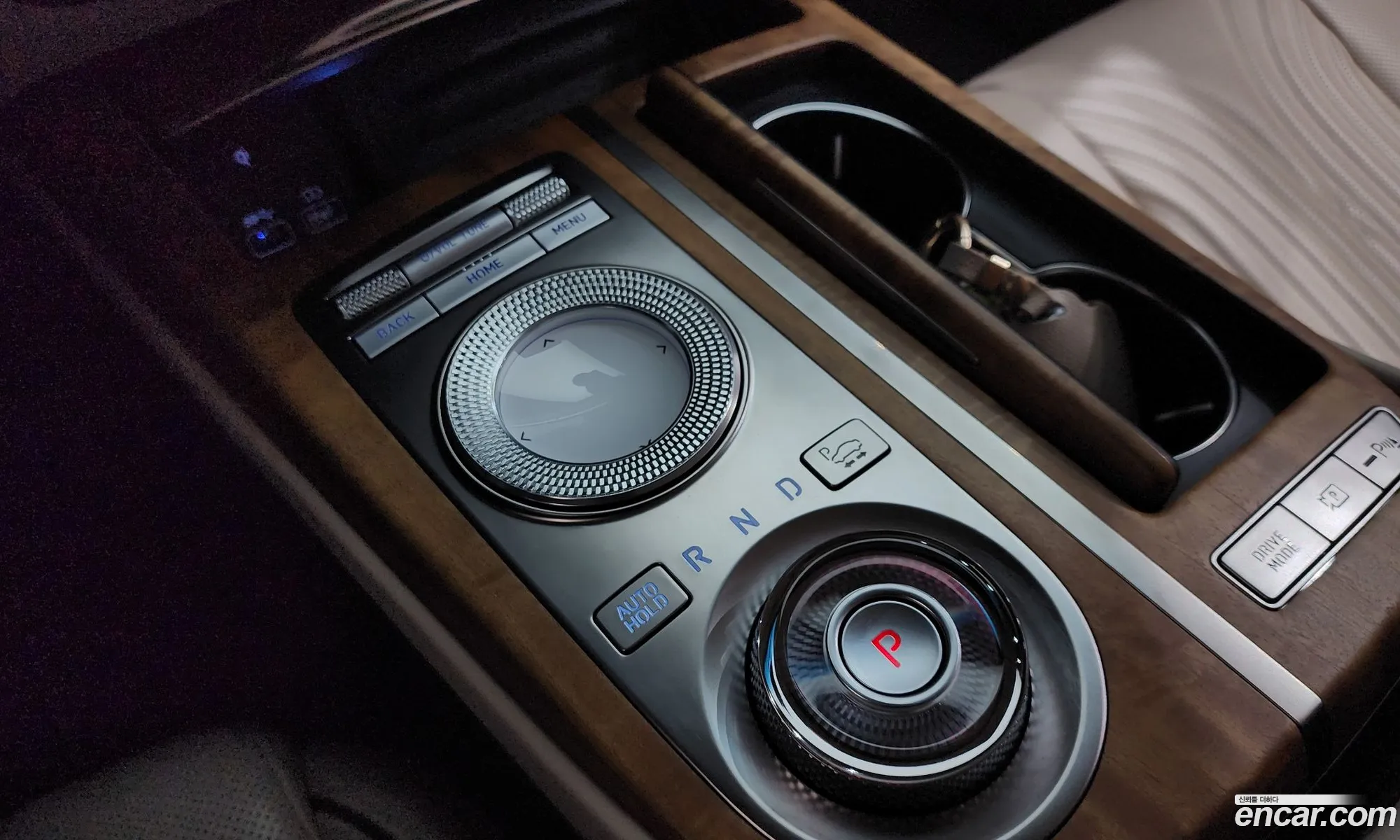 Genesis G80 2020 — 2