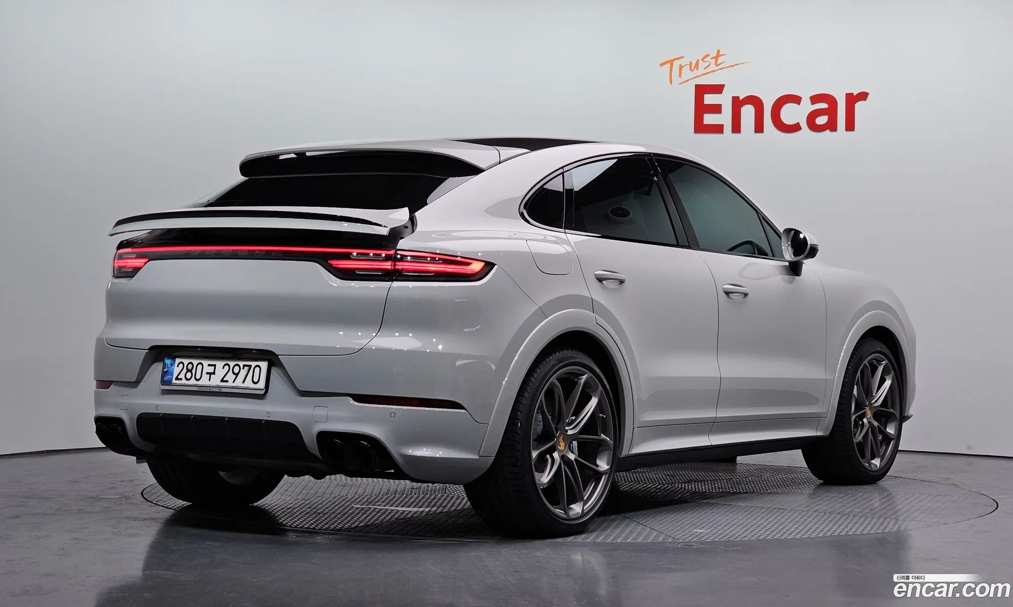 Porsche Cayenne 2020 WP1BF29Y6LDA84056 — 2