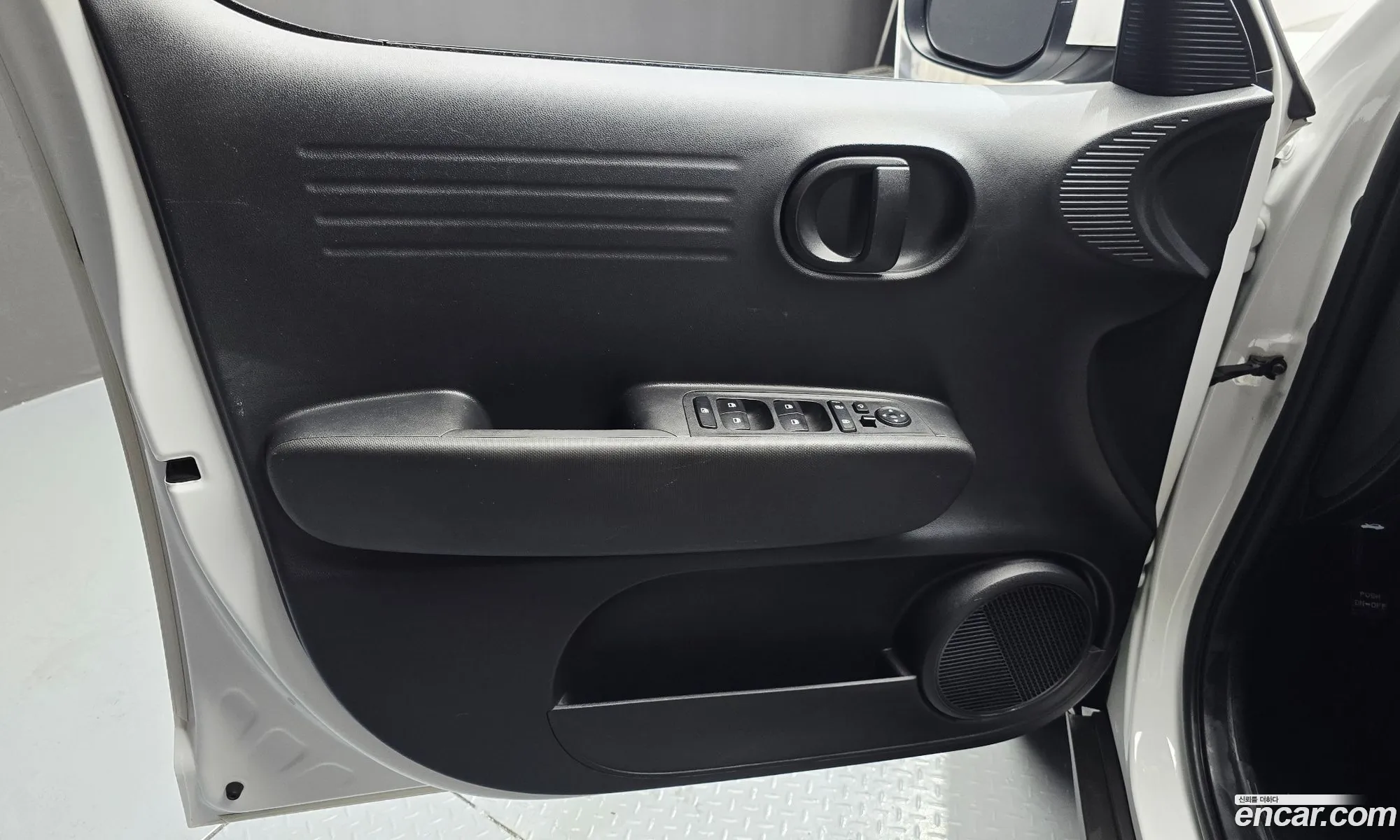 Hyundai Casper 2023 — 6