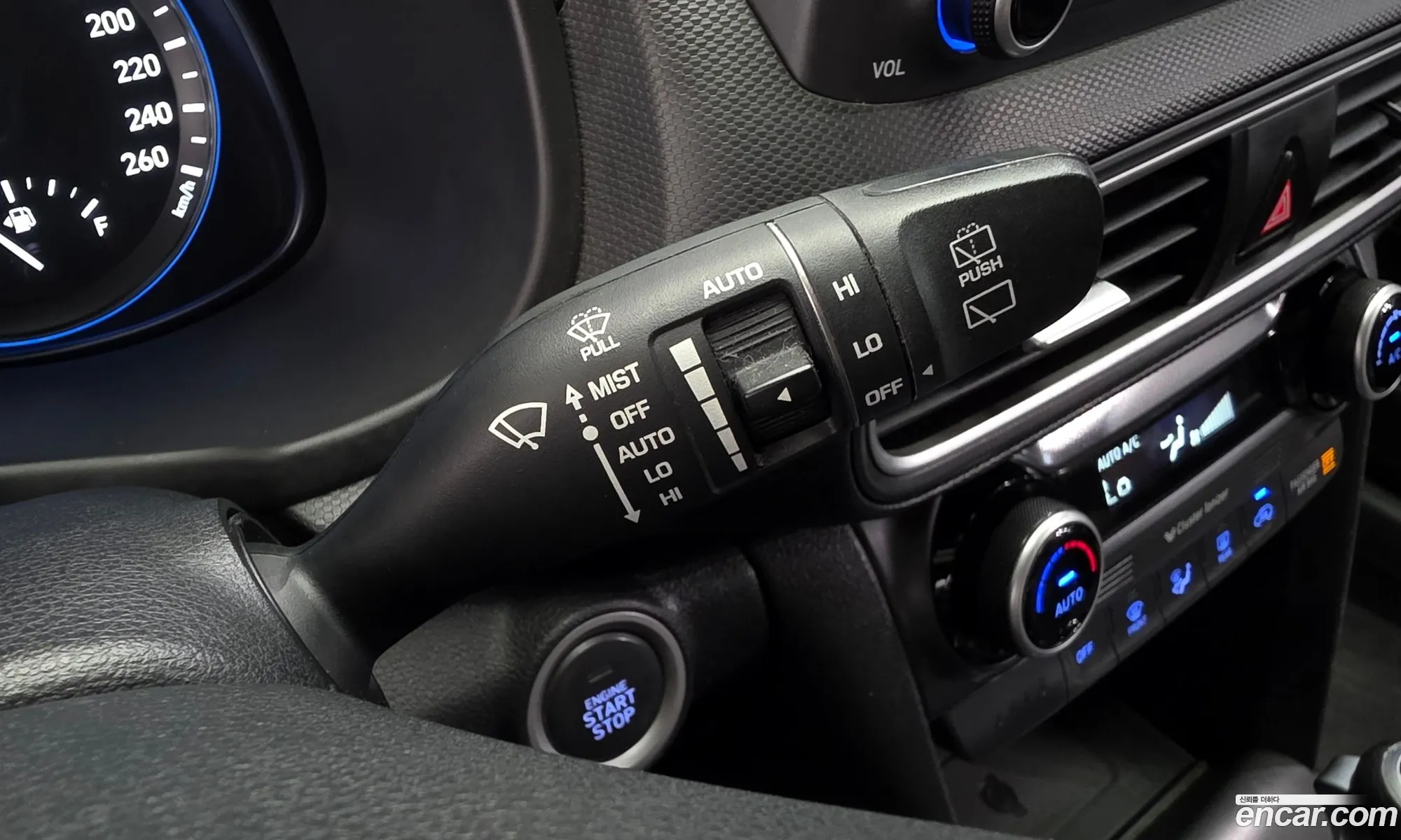 Hyundai Kona 2017 — 17