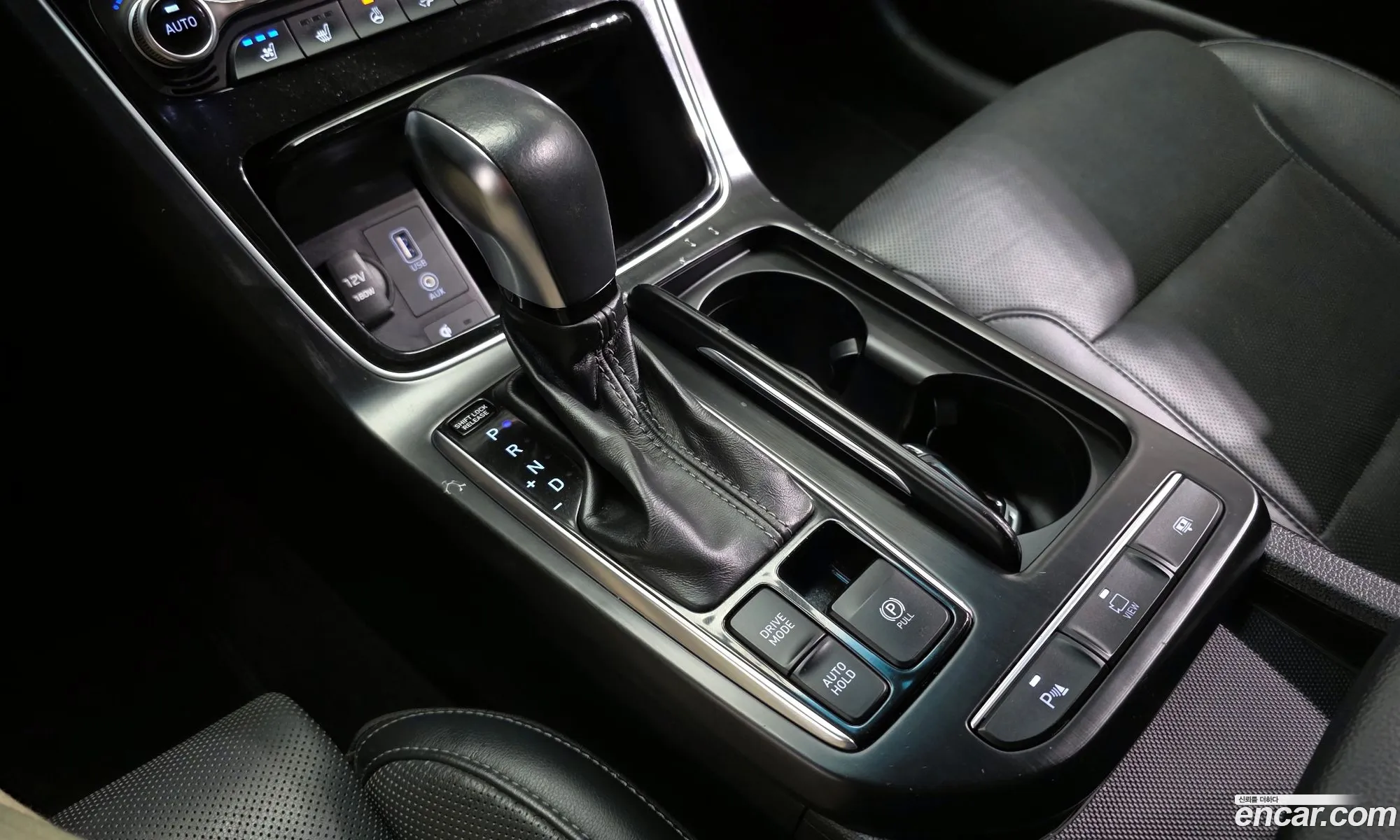 Hyundai Grandeur IG 2016 — 27