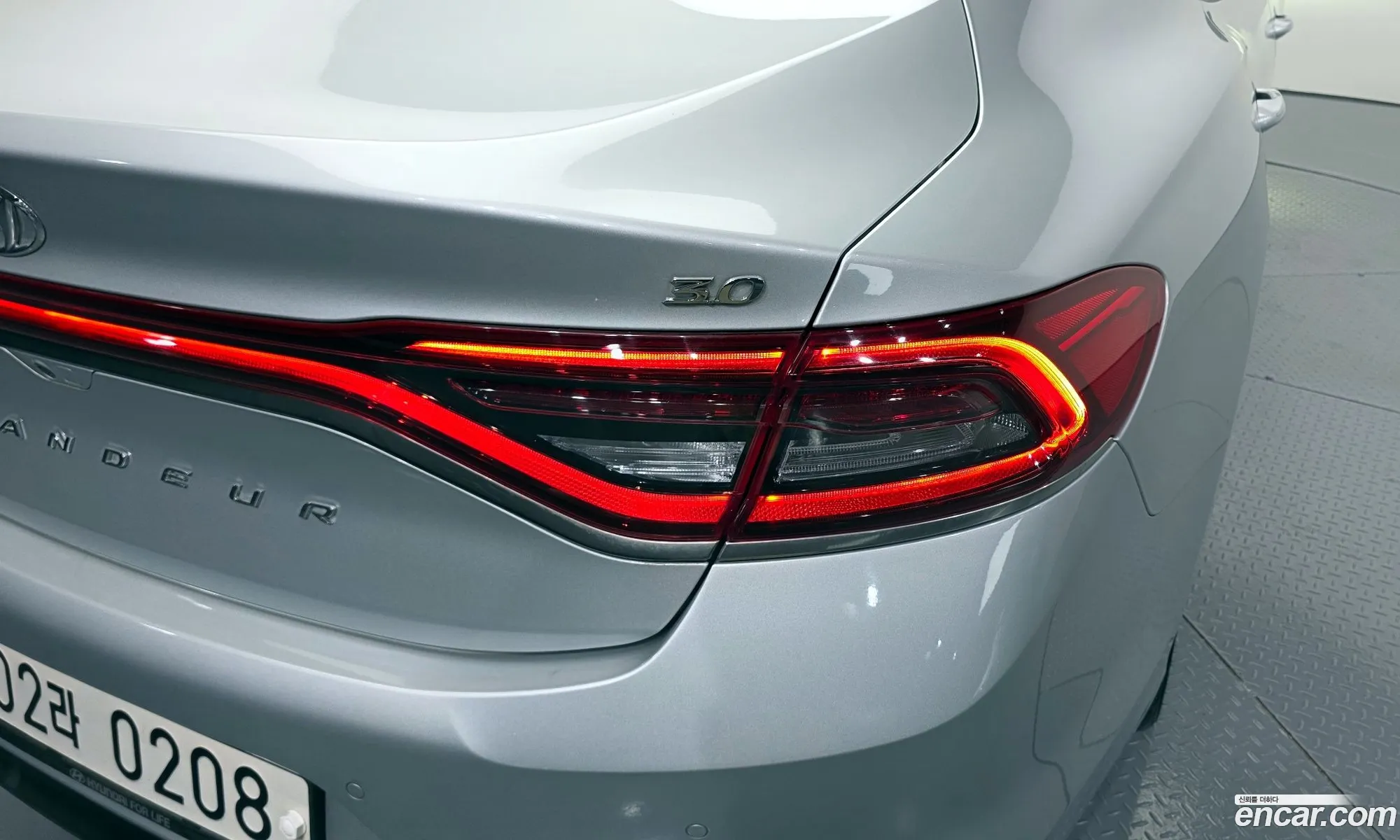 Hyundai Grandeur IG 2016 — 11