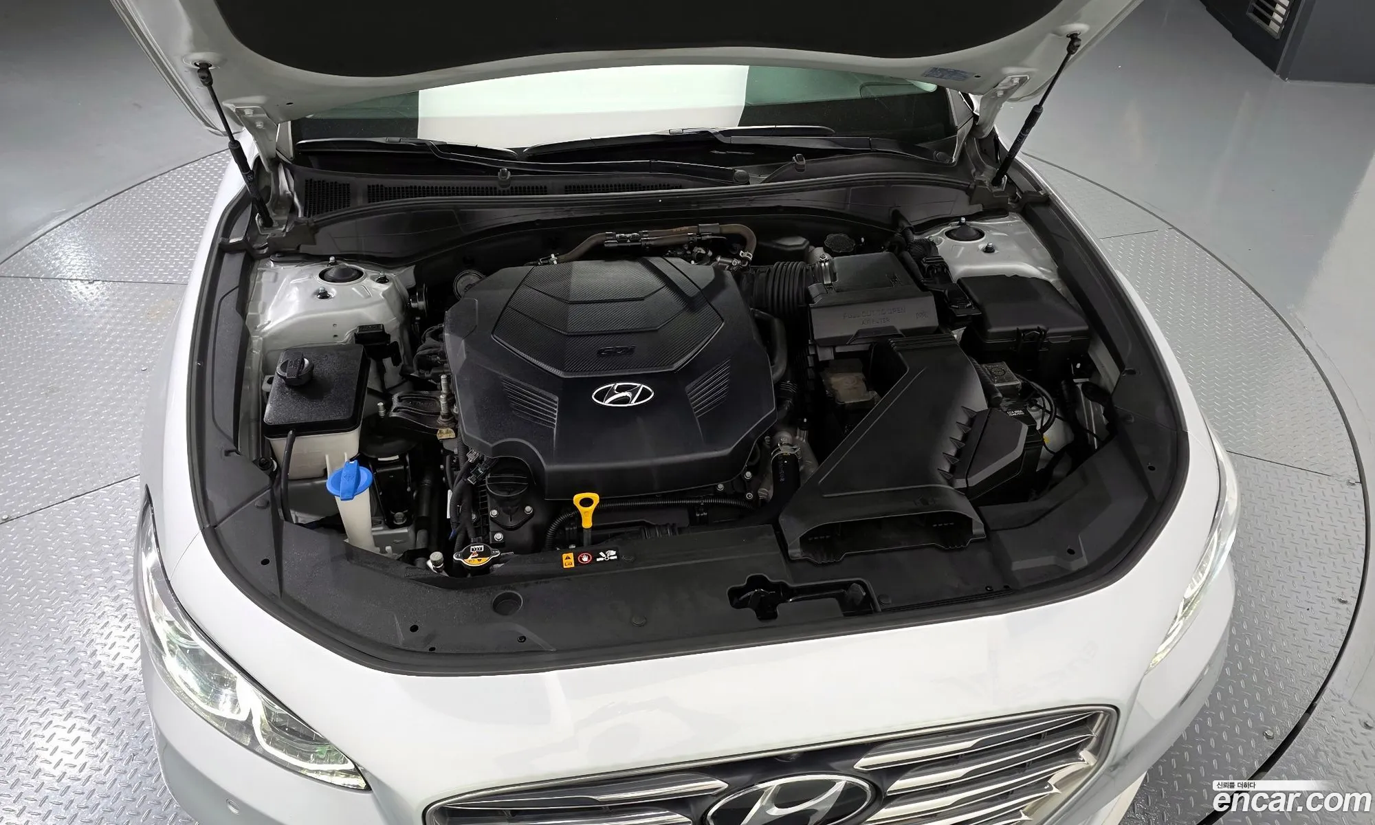 Hyundai Grandeur IG 2016 — 13