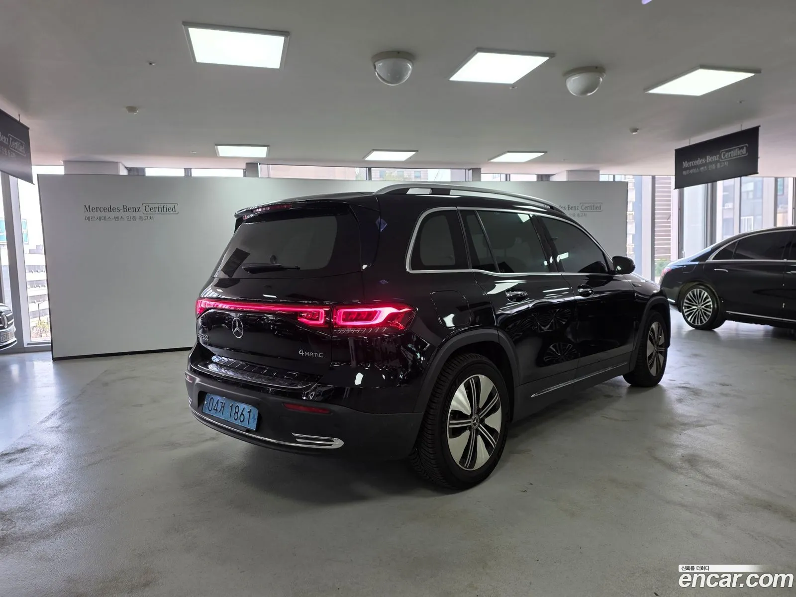 Mercedes-Benz EQB X243 2023 — 10