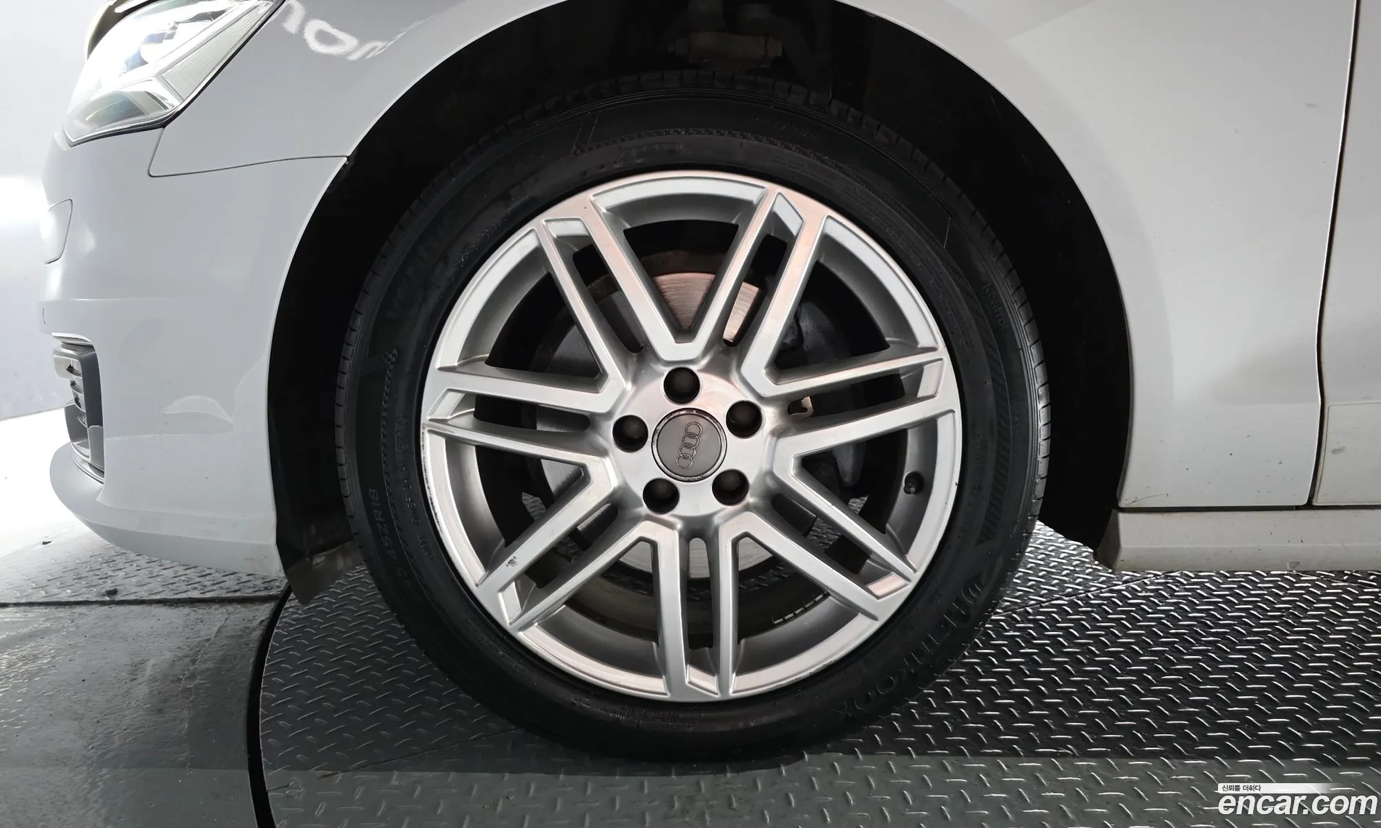 Audi A6 2016 WAUZZZ4G6GN127175 — 12