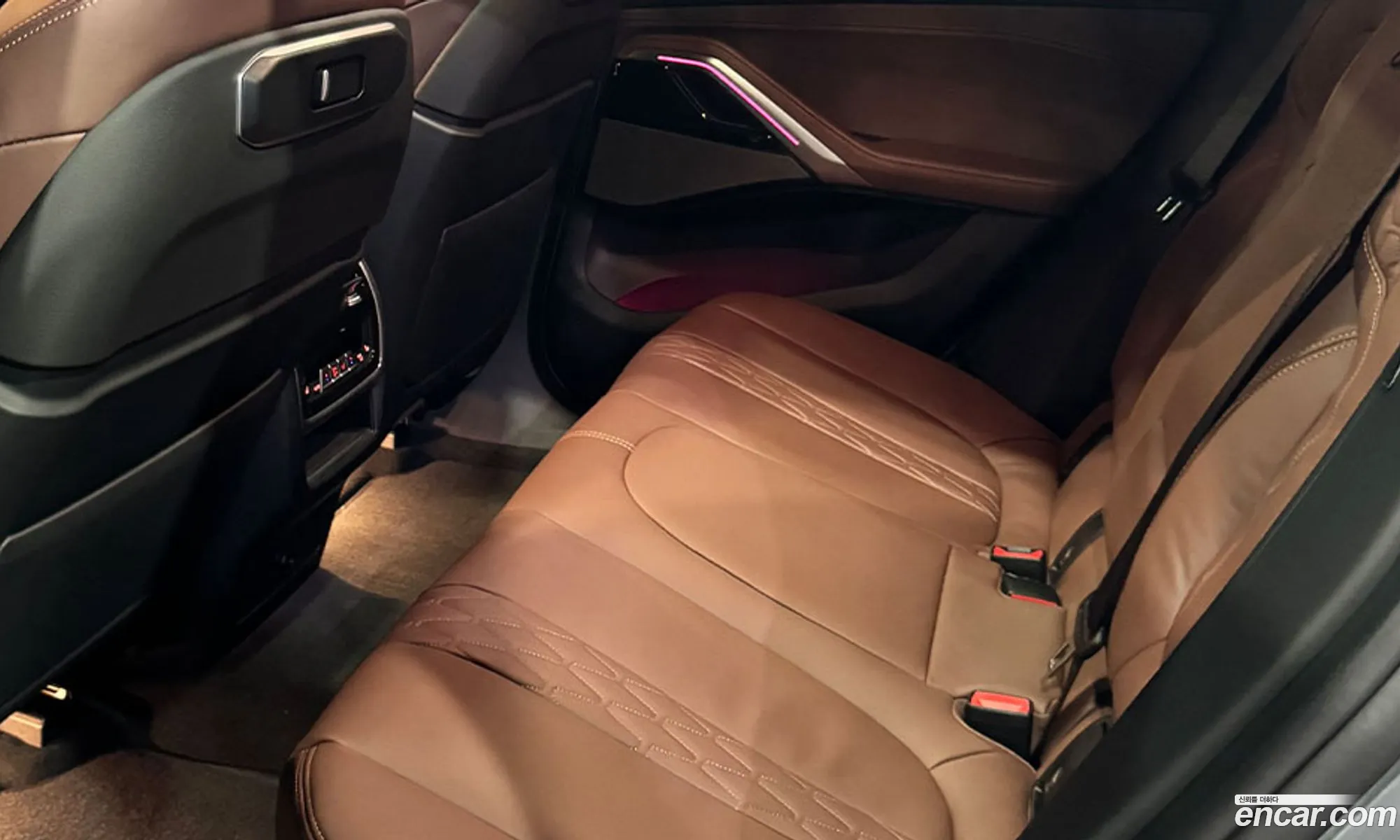 BMW X6 2025 — 18