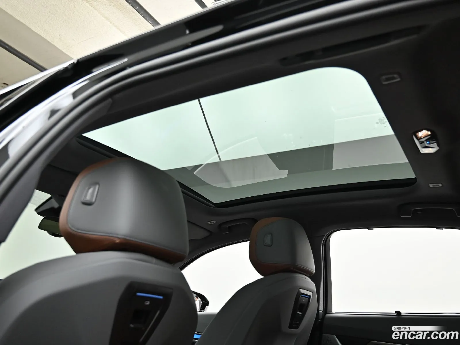 BMW 5 Series 2025 — 18
