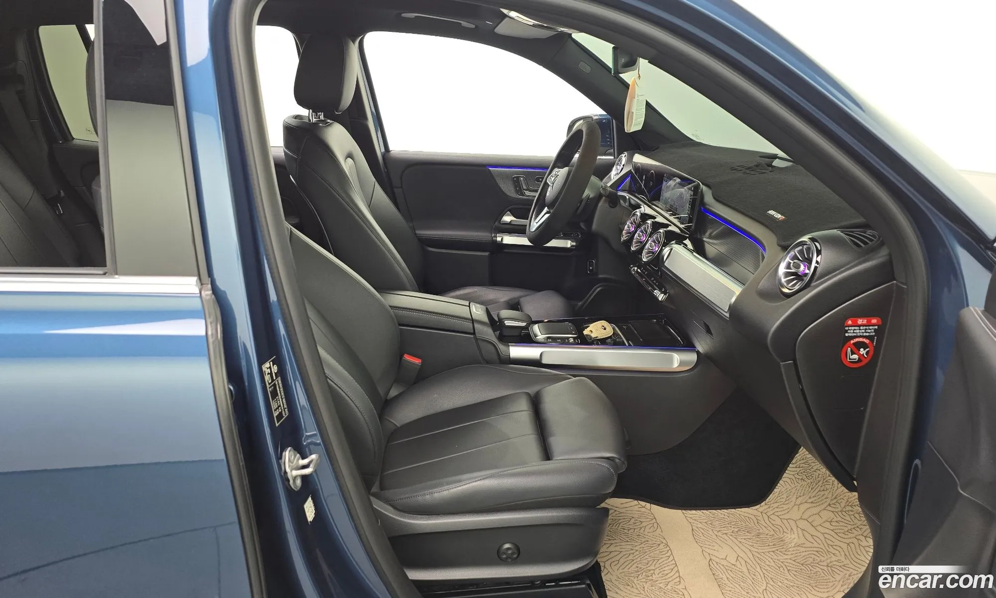 Mercedes-Benz GLB-Class X247 2021 — 11