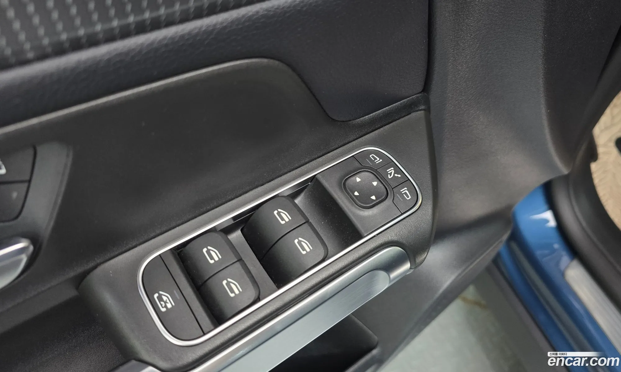Mercedes-Benz GLB-Class X247 2021 — 30