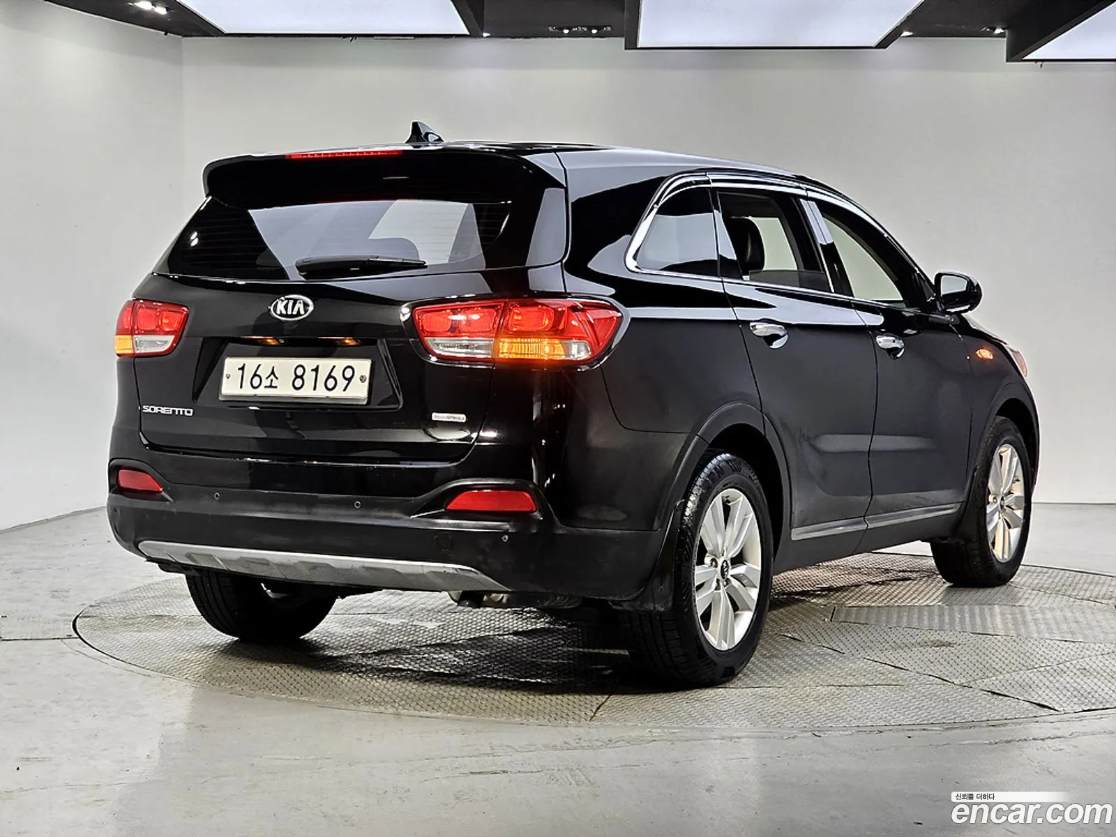 Kia Sorento 2015 — 16