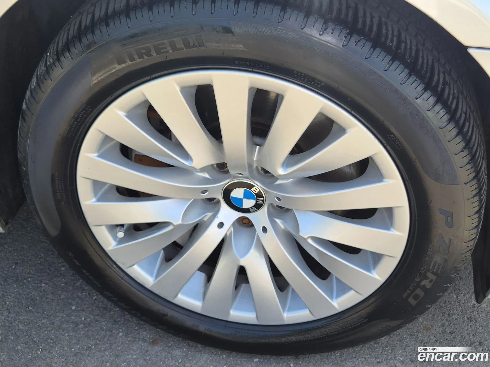 BMW 7 Series 2009 — 11