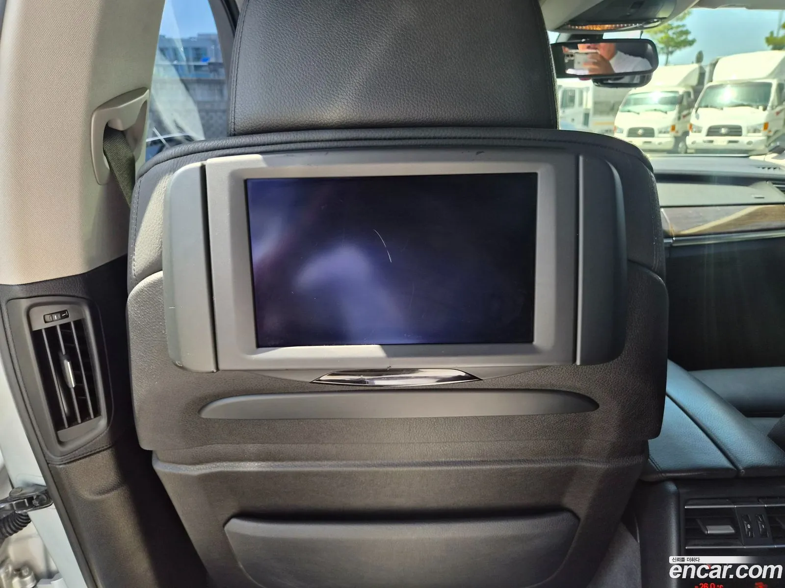 BMW 7 Series 2009 — 7