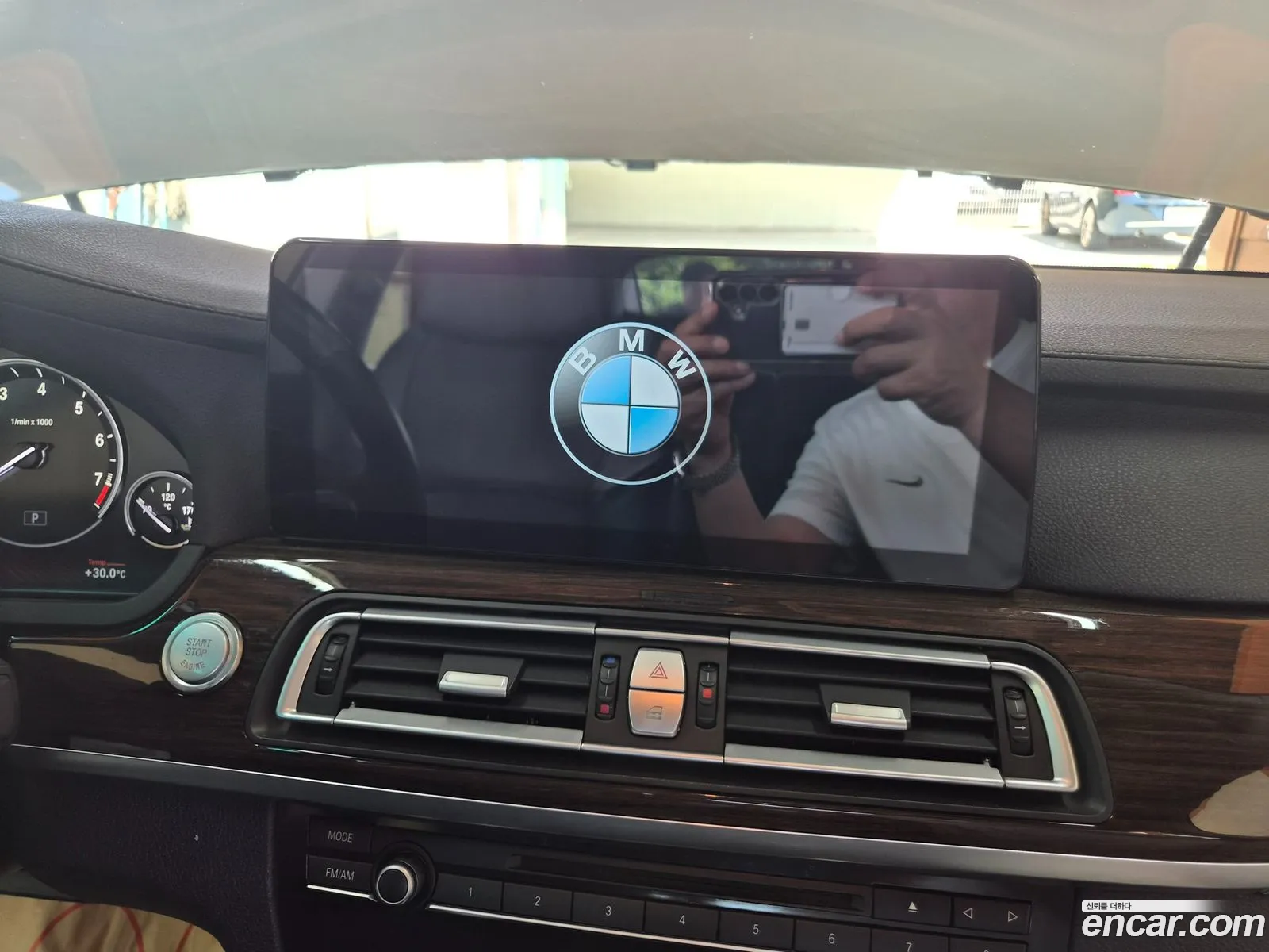 BMW 7 Series 2009 — 14