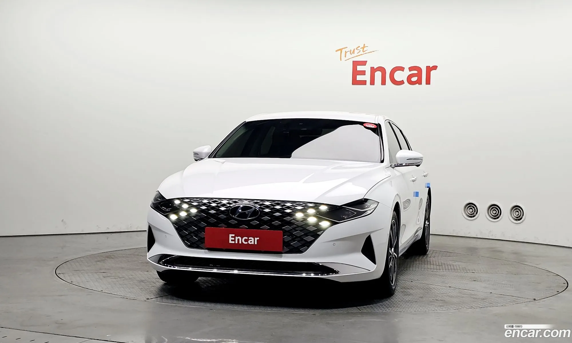 Hyundai Grandeur IG 2022 — 27