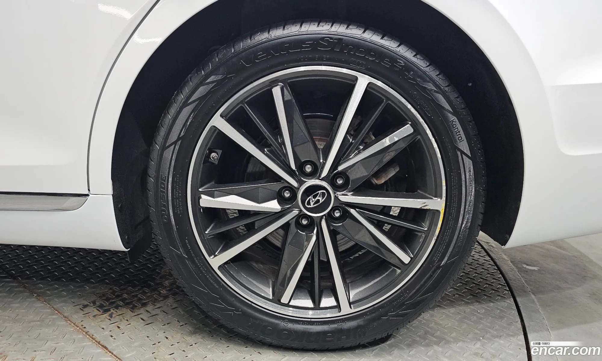 Hyundai Grandeur IG 2022 — 12