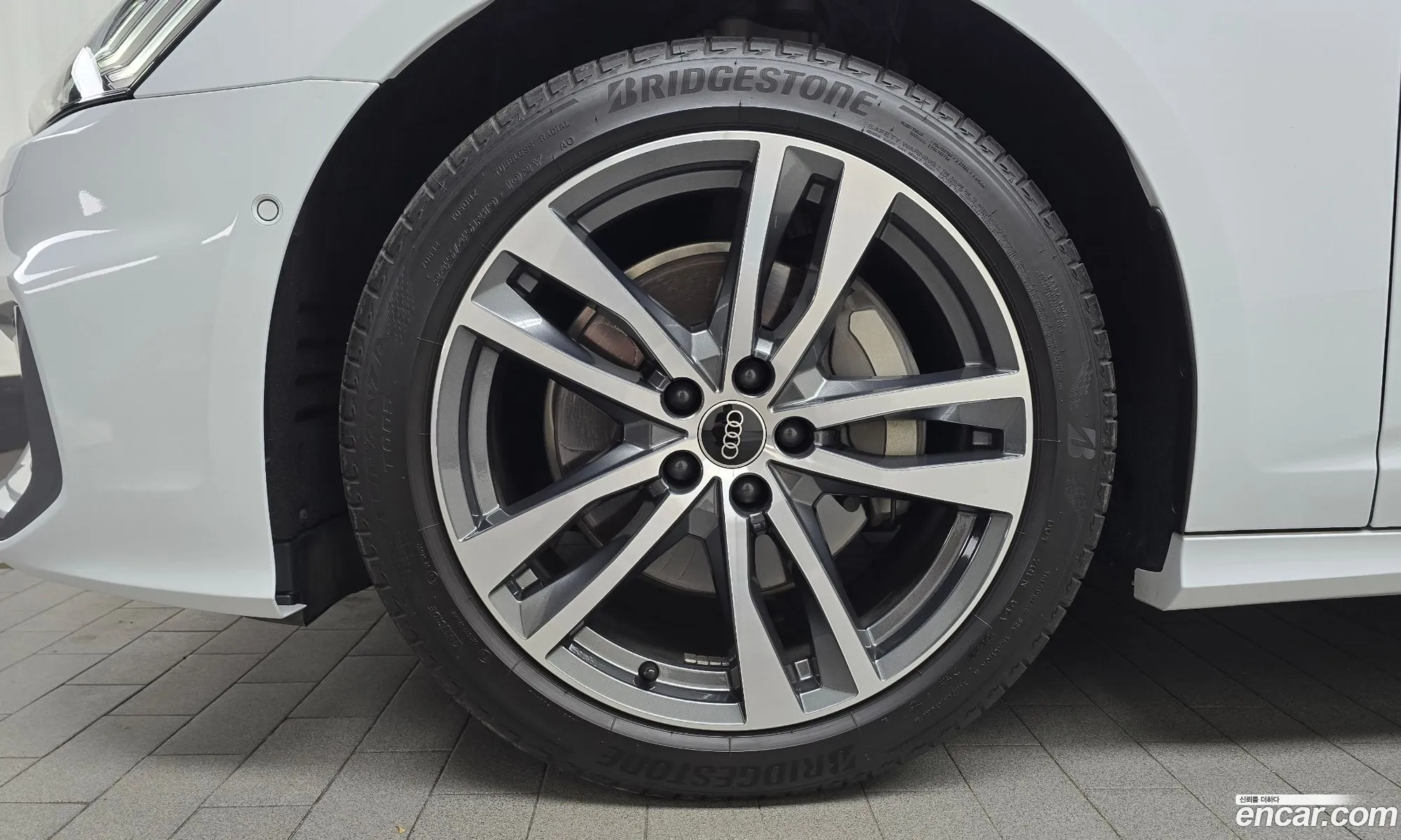 Audi A6 2023 WAUZZZF29PN032627 — 13