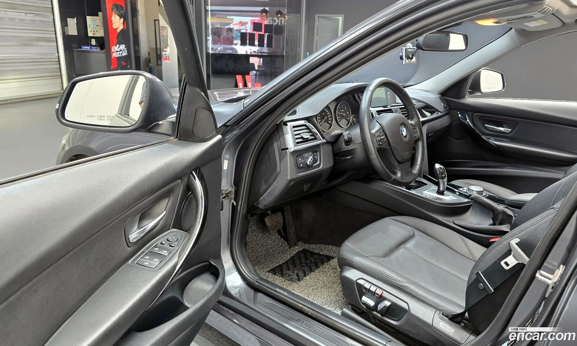 BMW 3 Series 2016 WBA8C5109GK635252 — 8