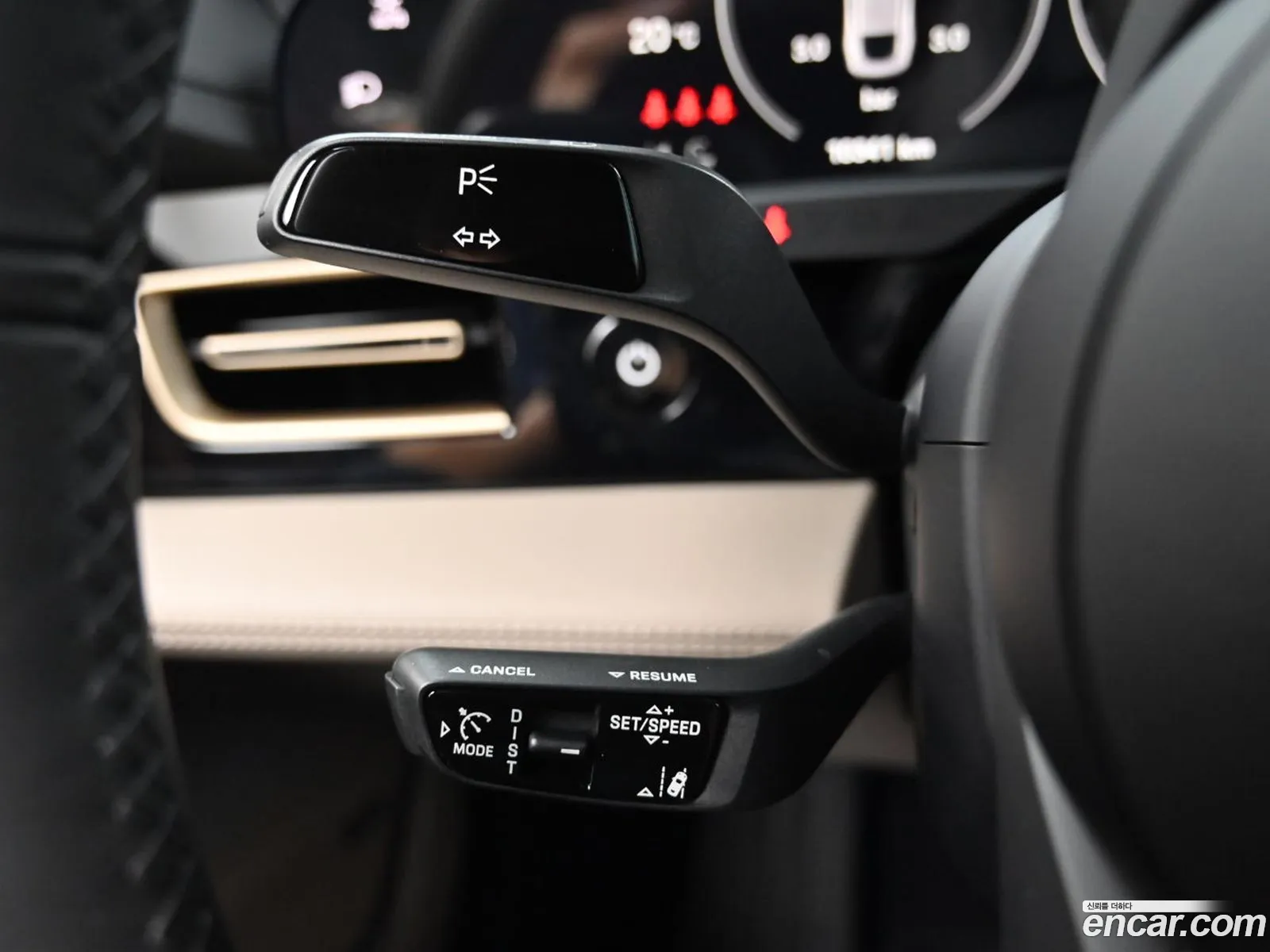 Porsche Taycan 2025 — 12