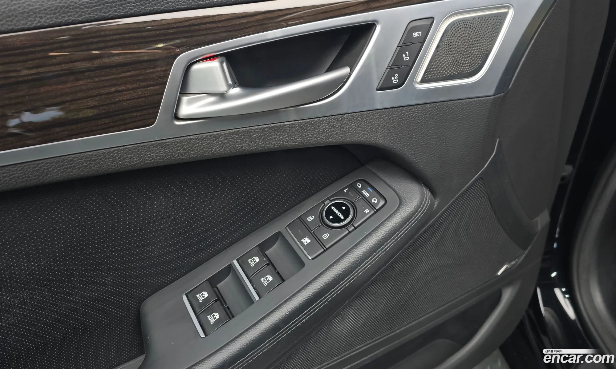 Genesis G80 2017 — 21