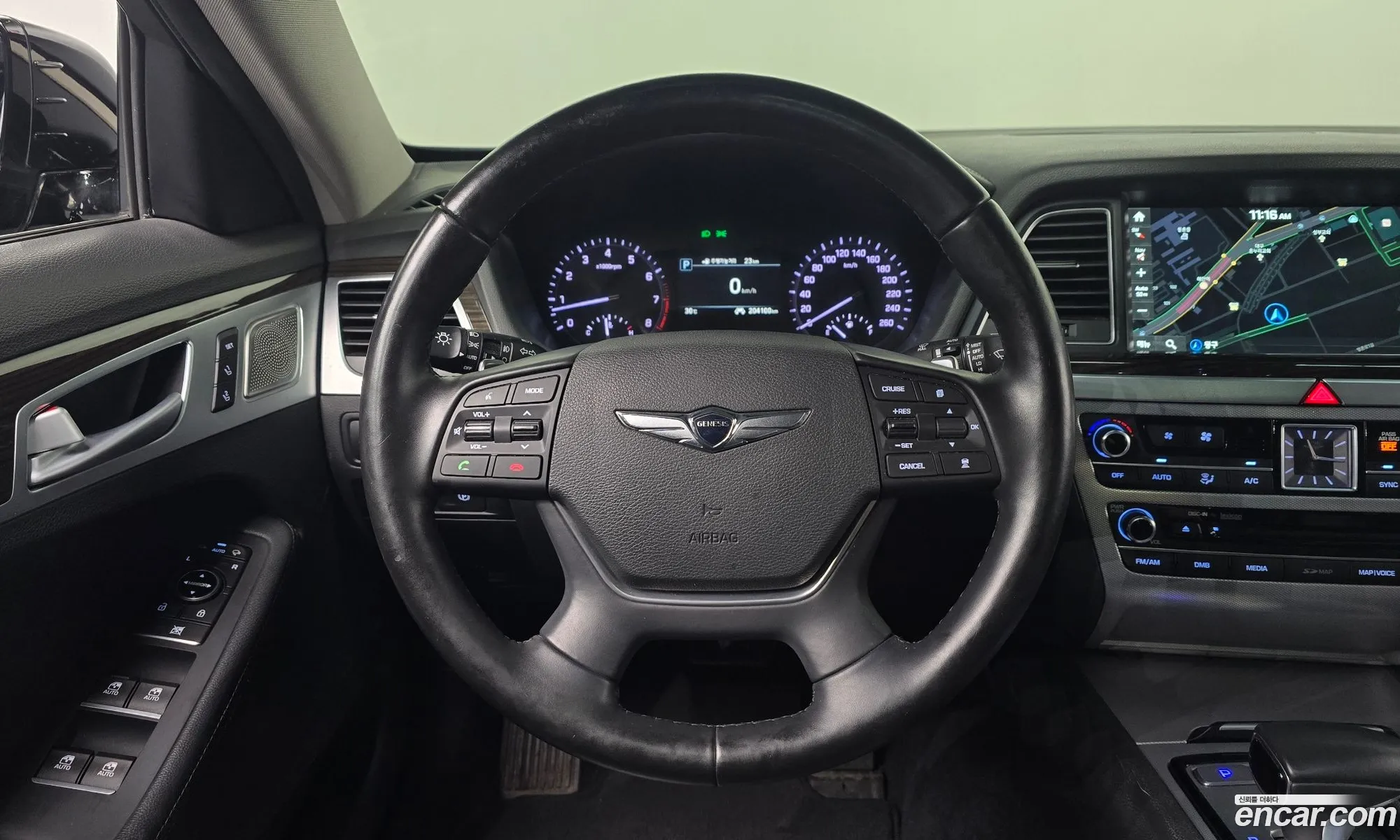 Genesis G80 2017 — 16