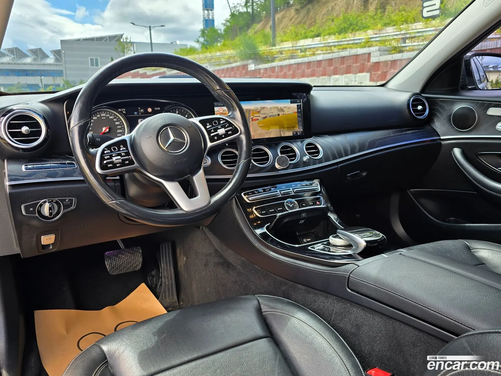 Mercedes-Benz E-Class W213 2019 — 15