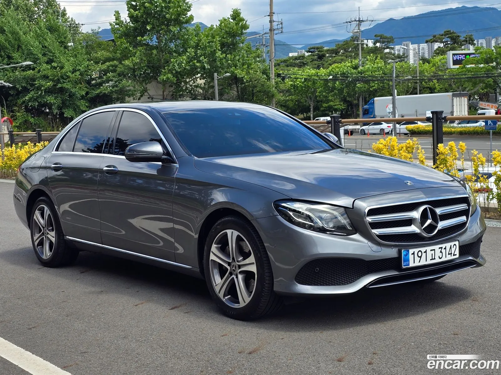 Mercedes-Benz E-Class W213 2019 — 11