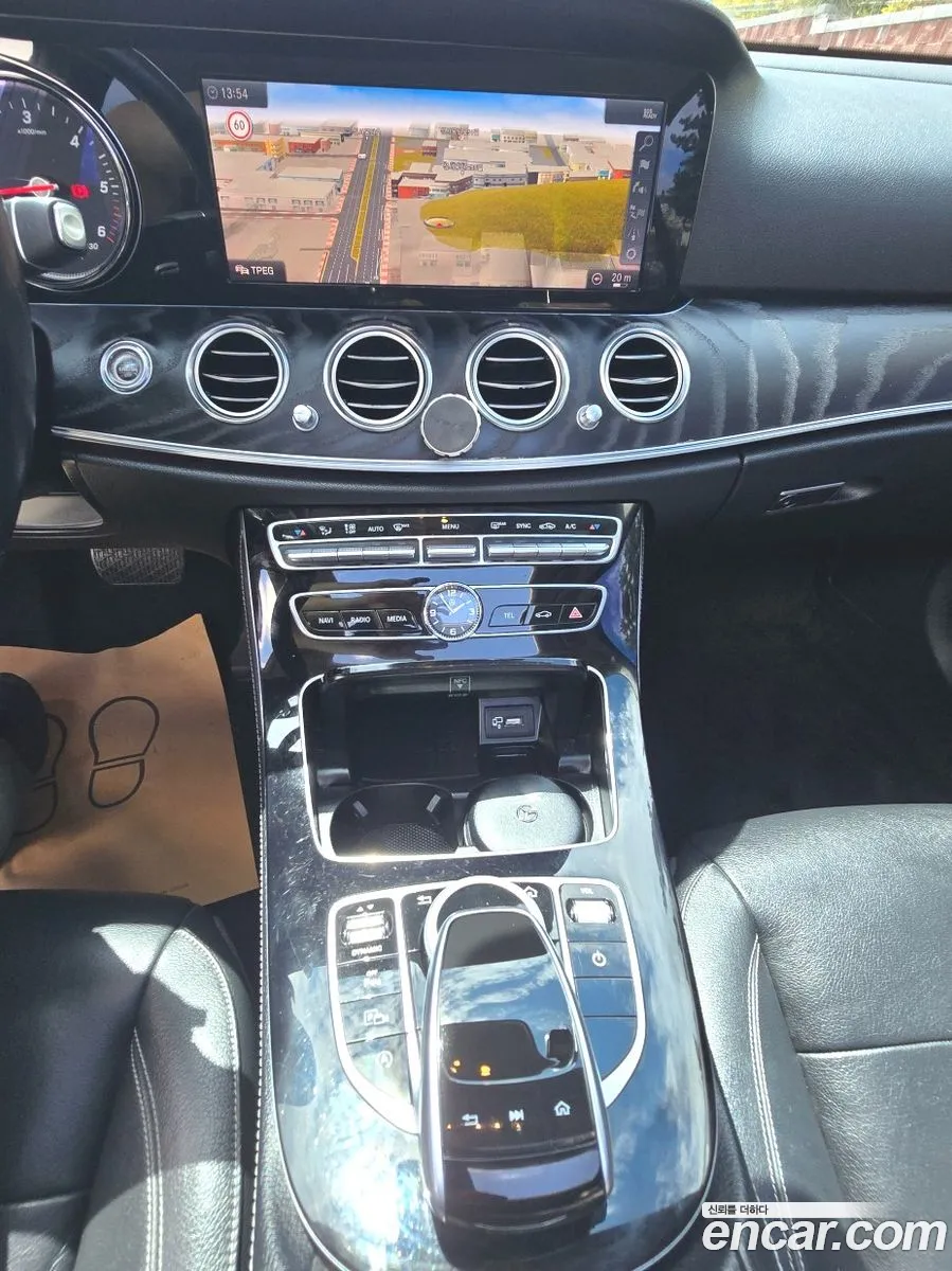 Mercedes-Benz E-Class W213 2019 — 3