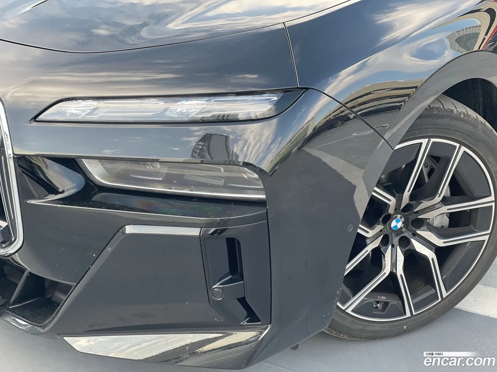 BMW 7 Series 2025 — 7