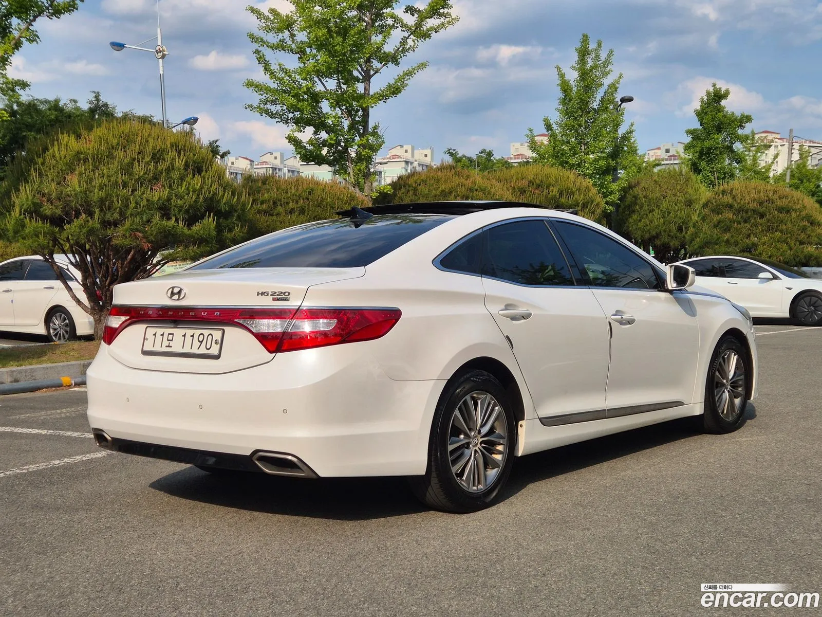 Hyundai Grandeur HG 2015 — 13