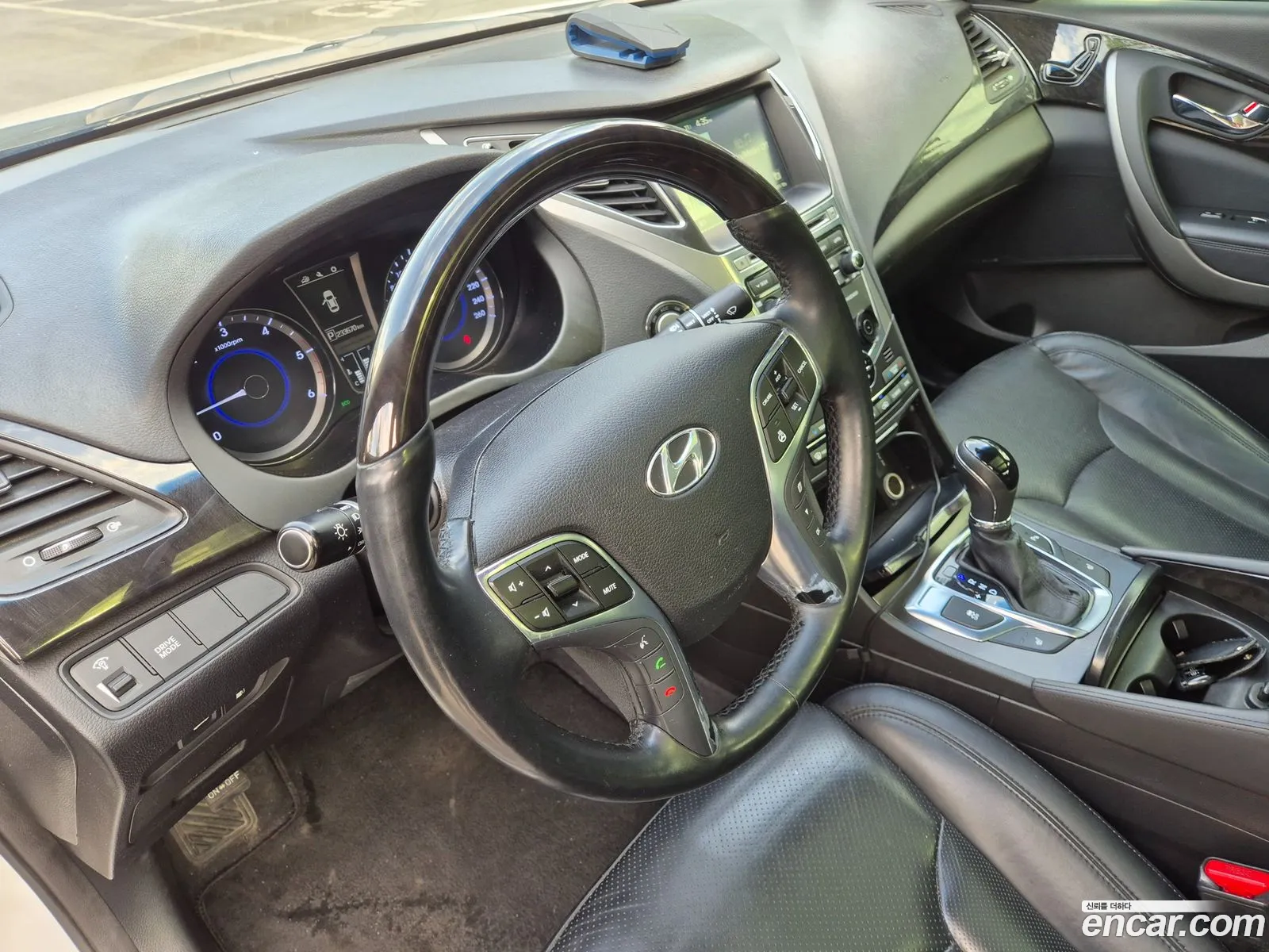 Hyundai Grandeur HG 2015 — 10